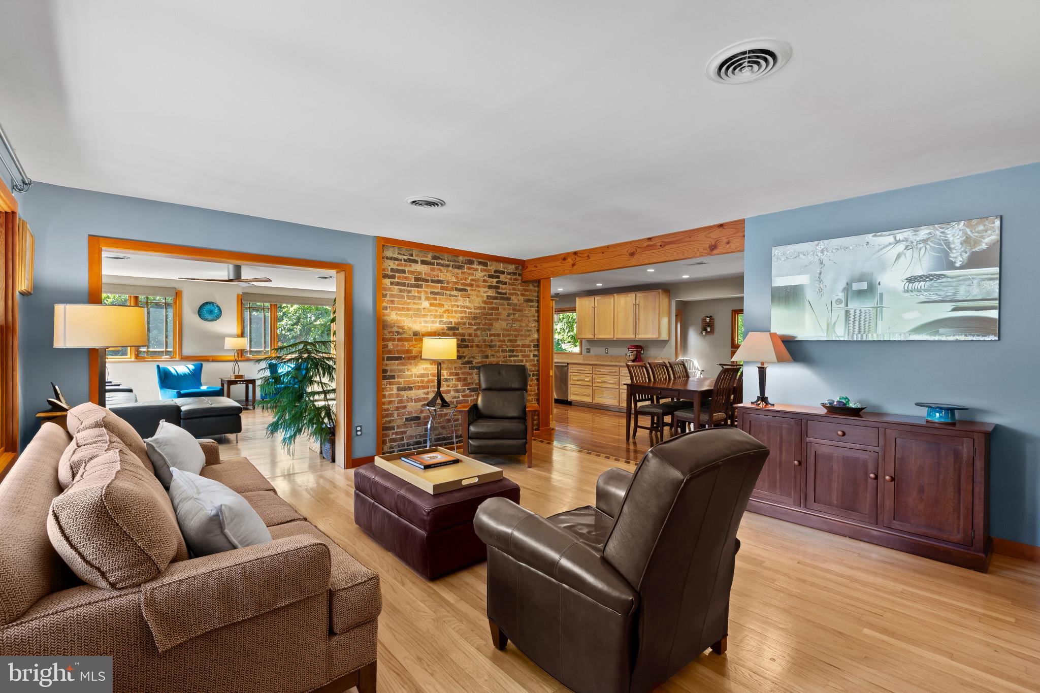 OAK LEA - Residential
