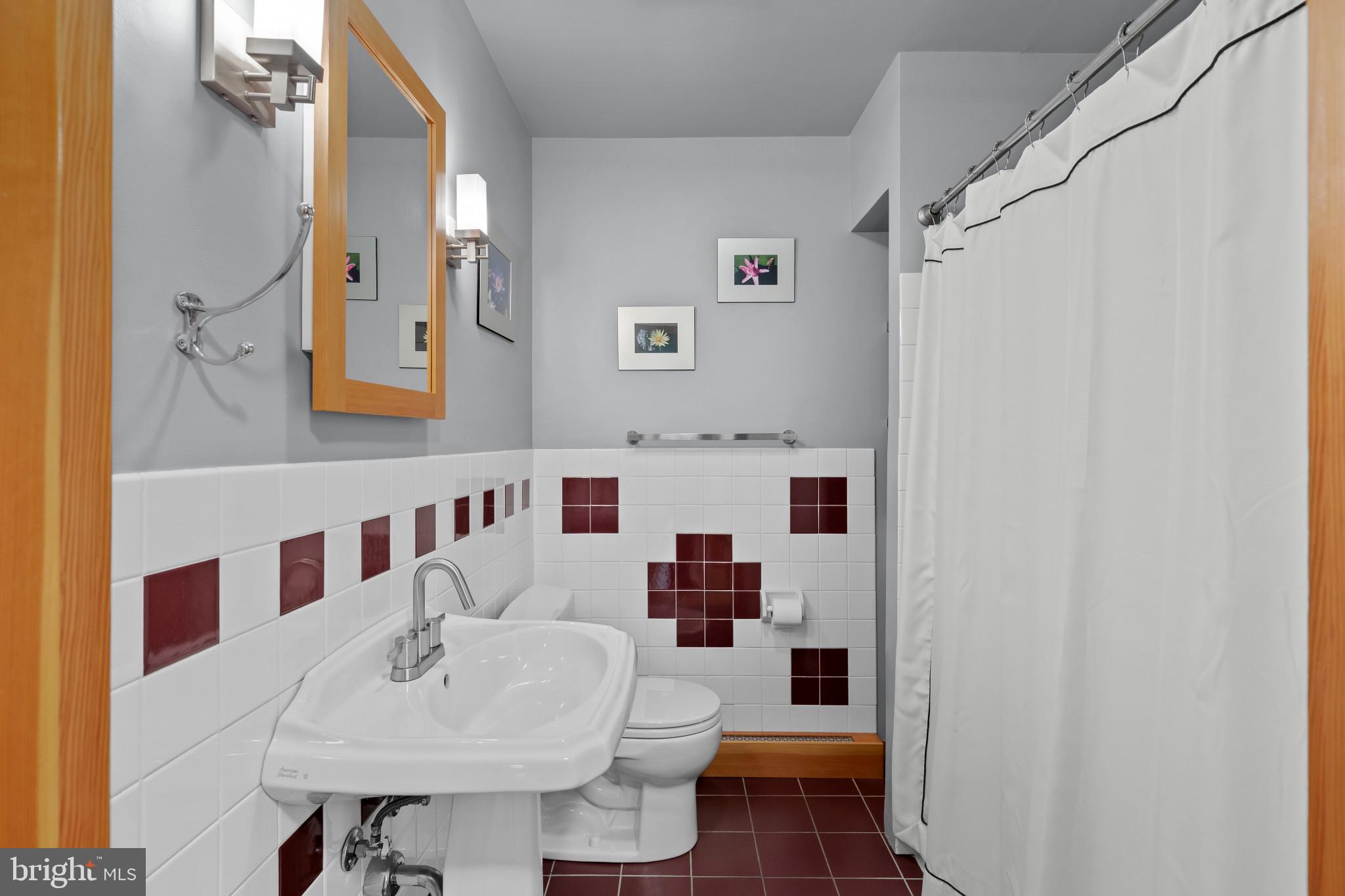 OAK LEA - Residential