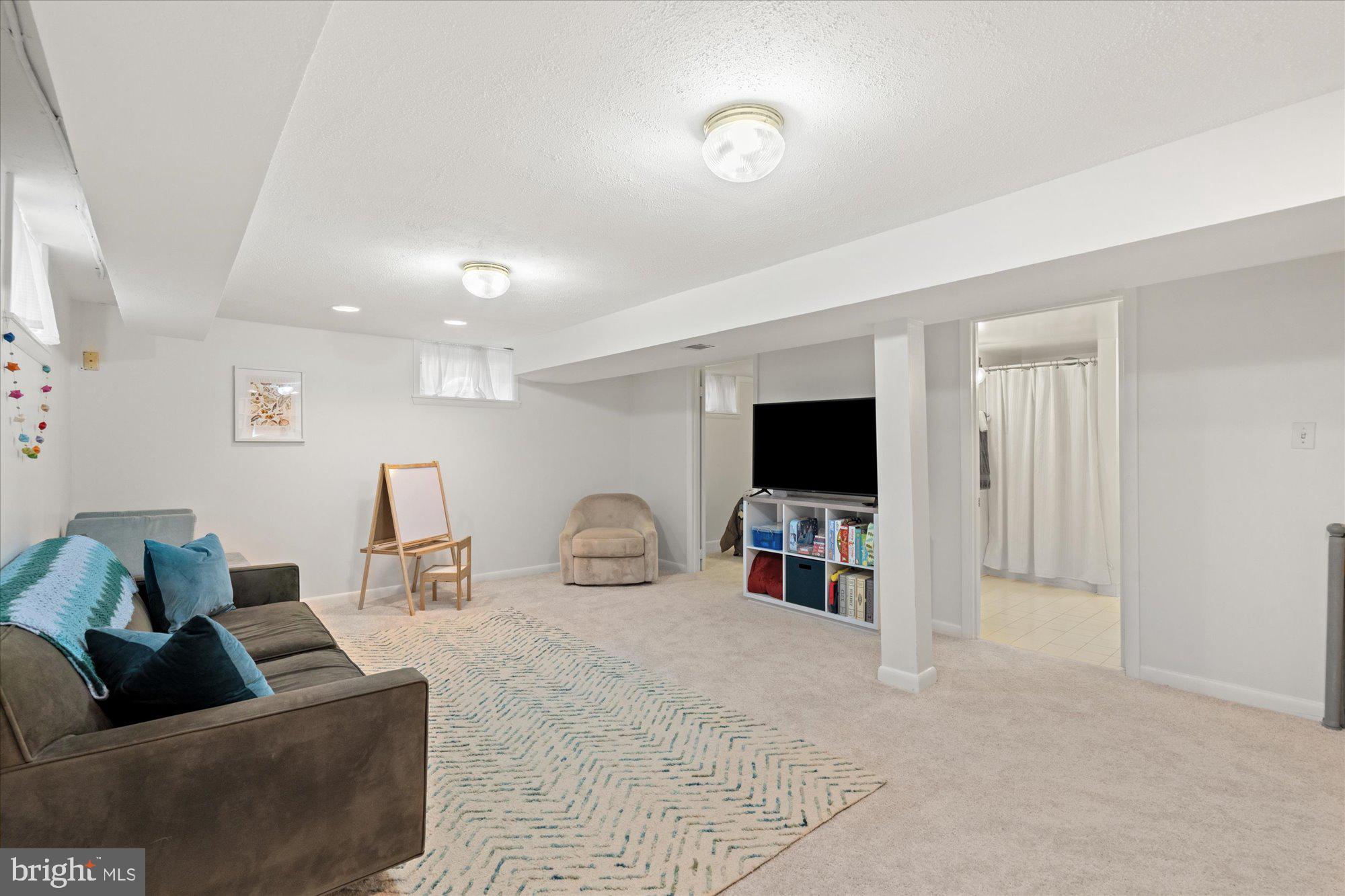 SEMINARY HEIGHTS - Residential