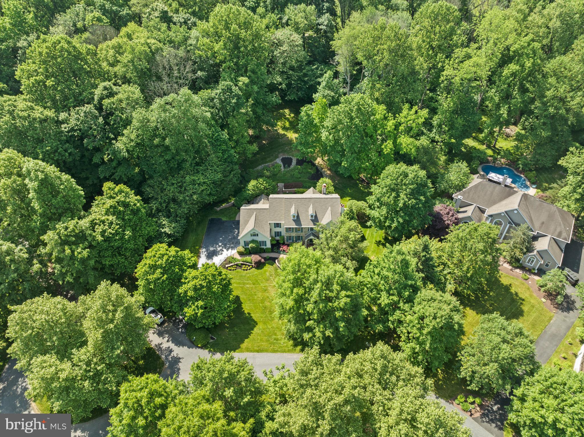 COURTS AT LONGWOOD - Residential