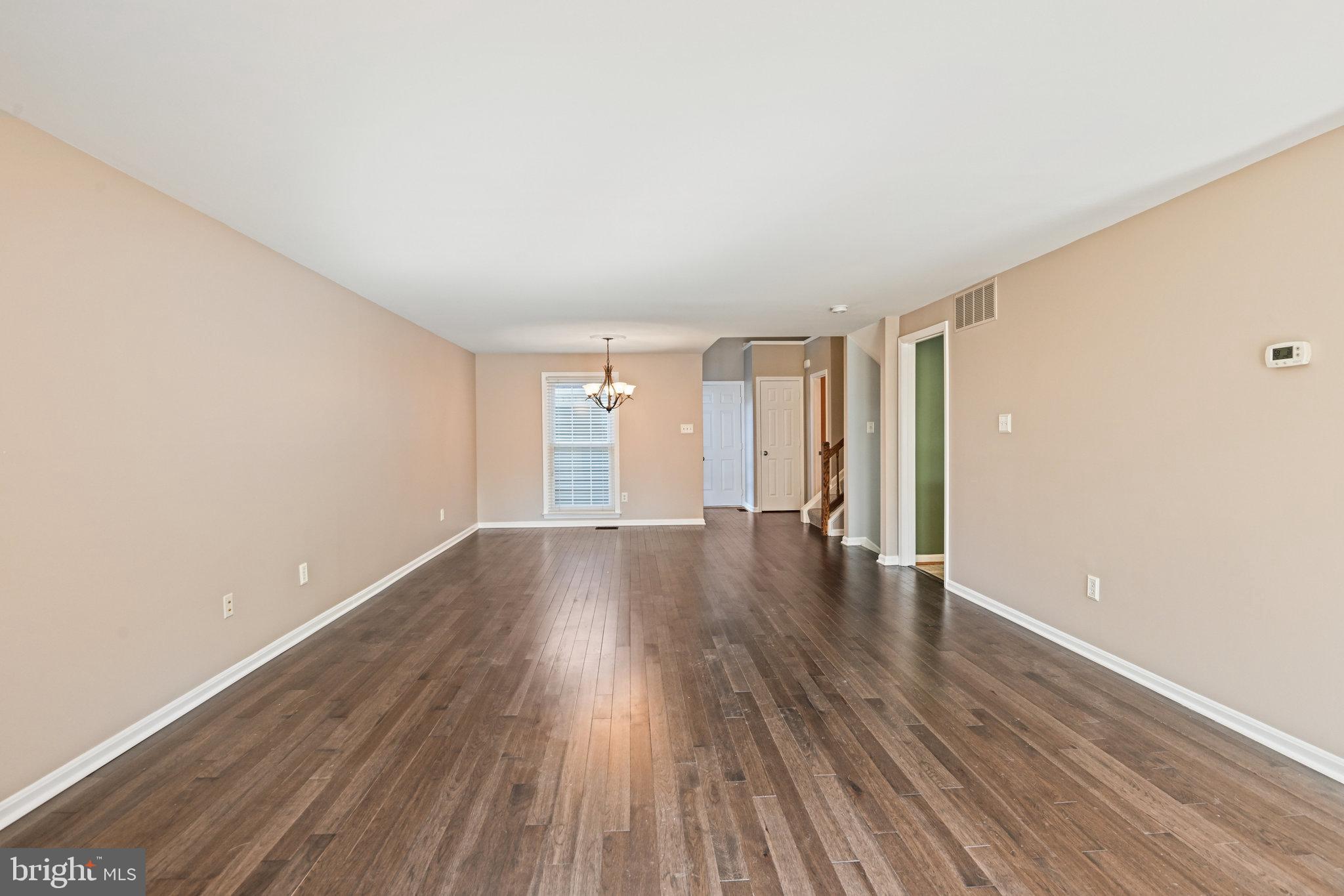 ASHBURN FARM - Residential