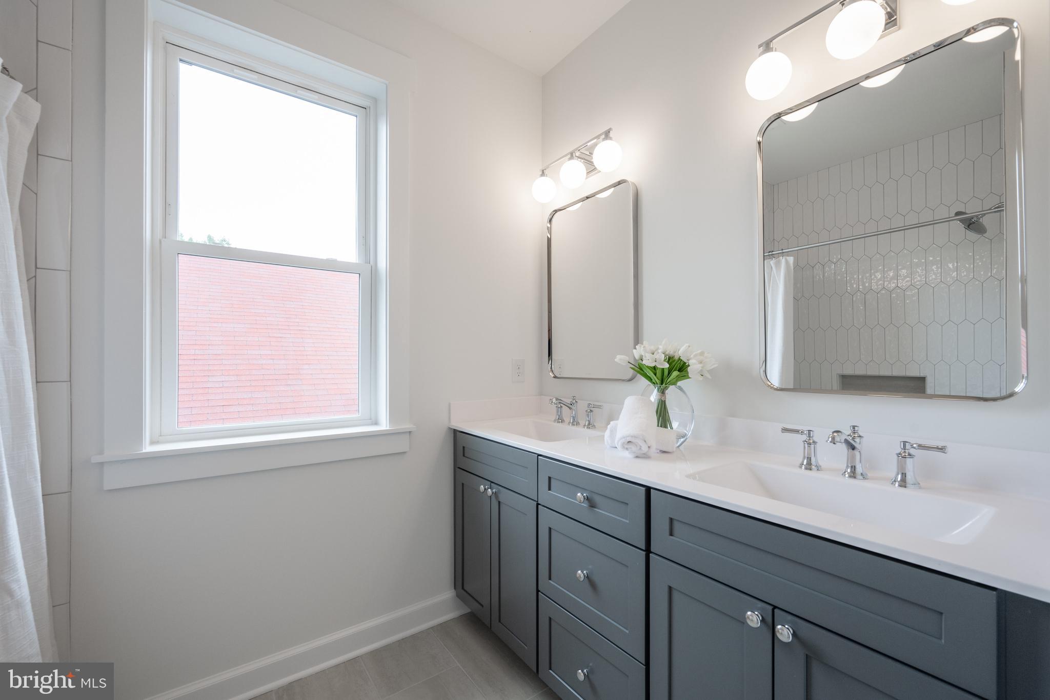 DEL RAY - Residential