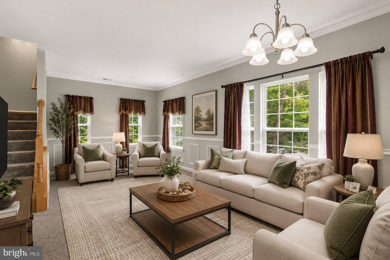 EMERALD KNOLLS - Residential