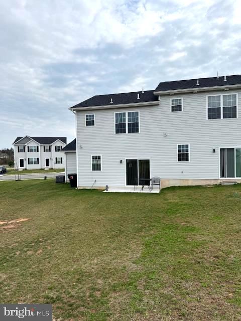 KINGS COURT AT BROWNSTONE - Residential