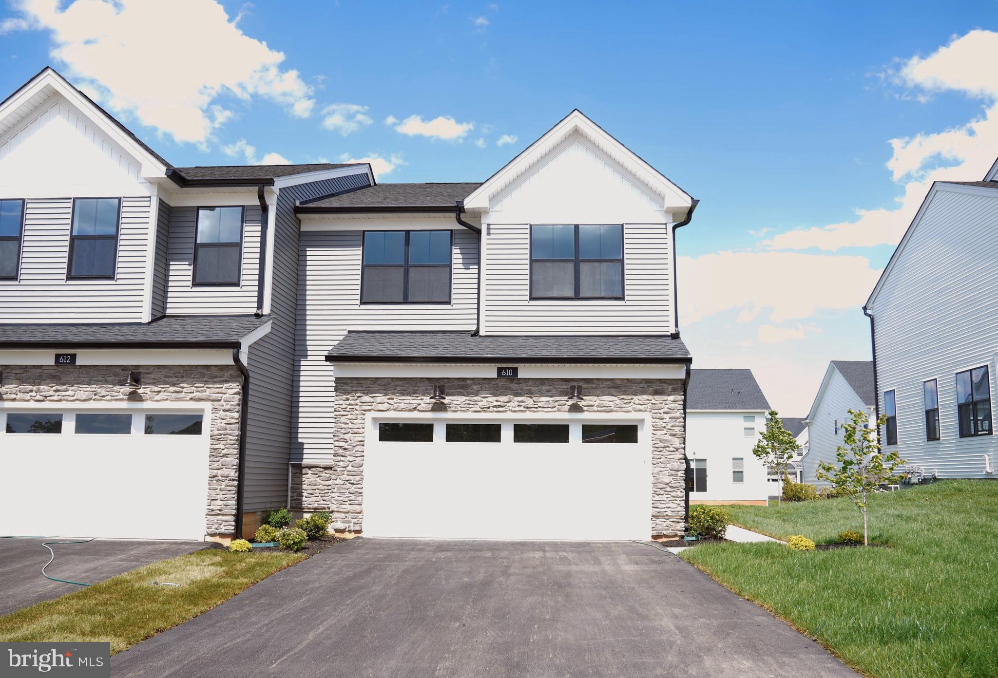 STONEBROOK AT UPPER MERION - Residential Lease