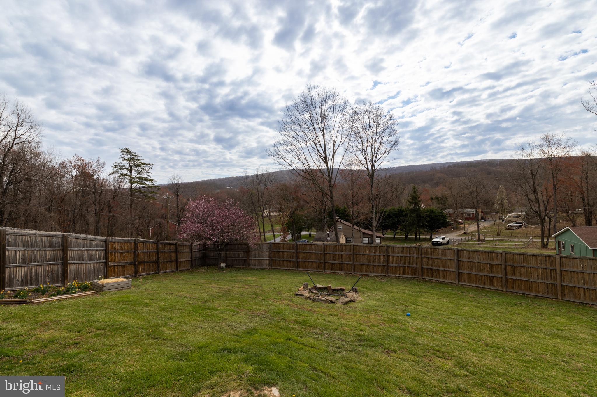 SHEN FARMS MT LAKE - Residential