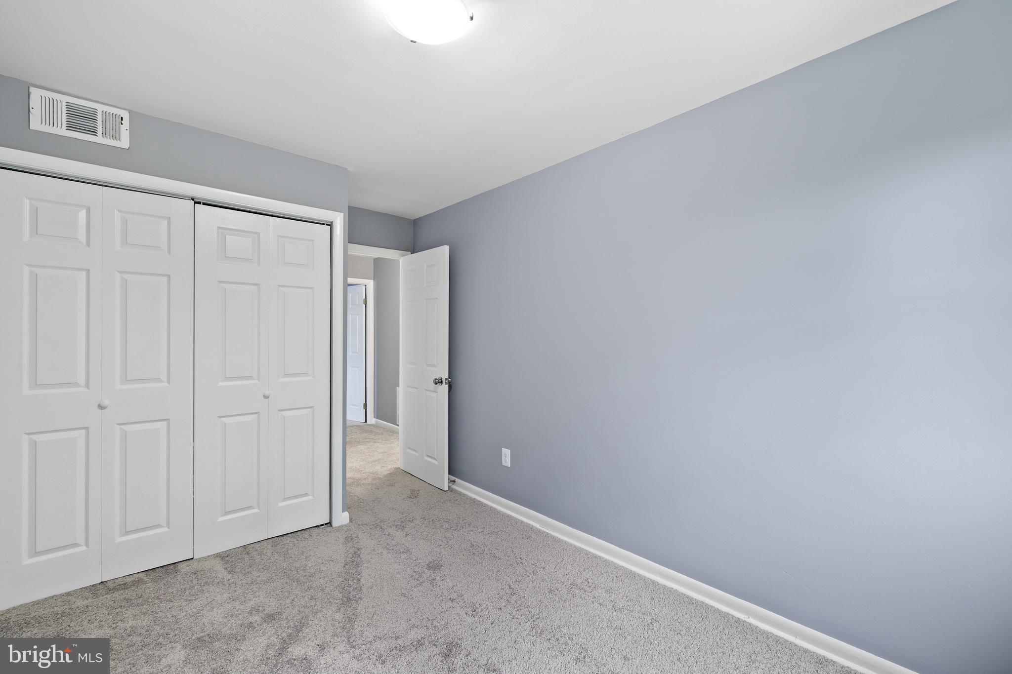 CENTRAL PARK CONDO - Residential