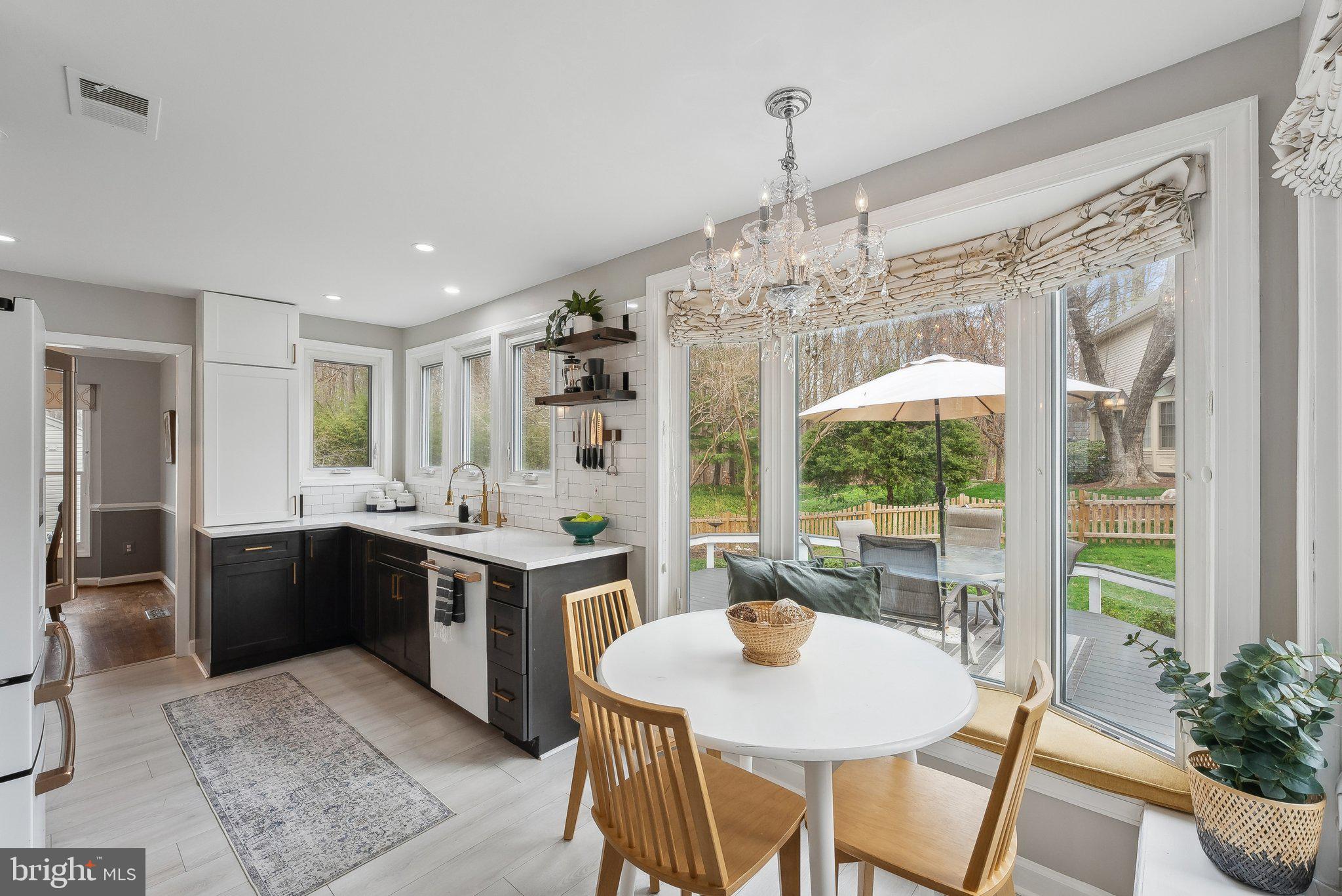 DONEGAL OAKS - Residential