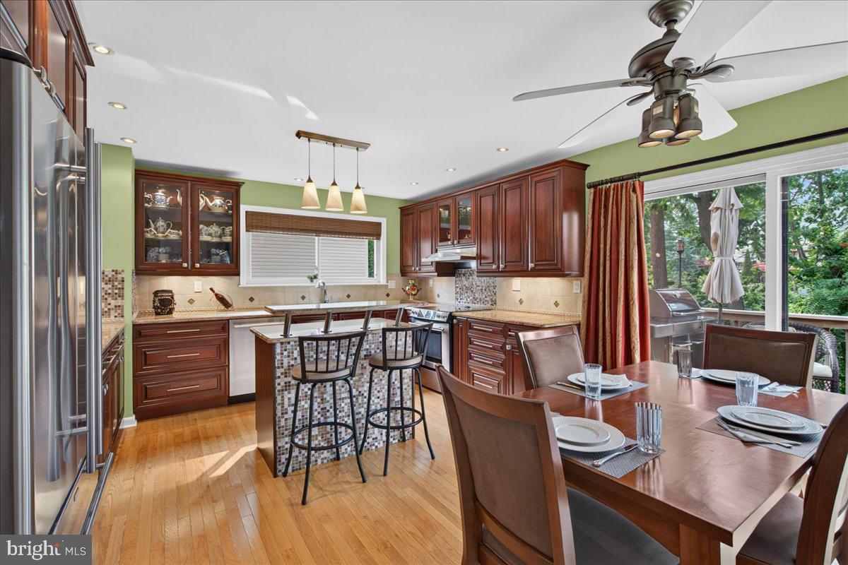 TREELINE ESTS - Residential