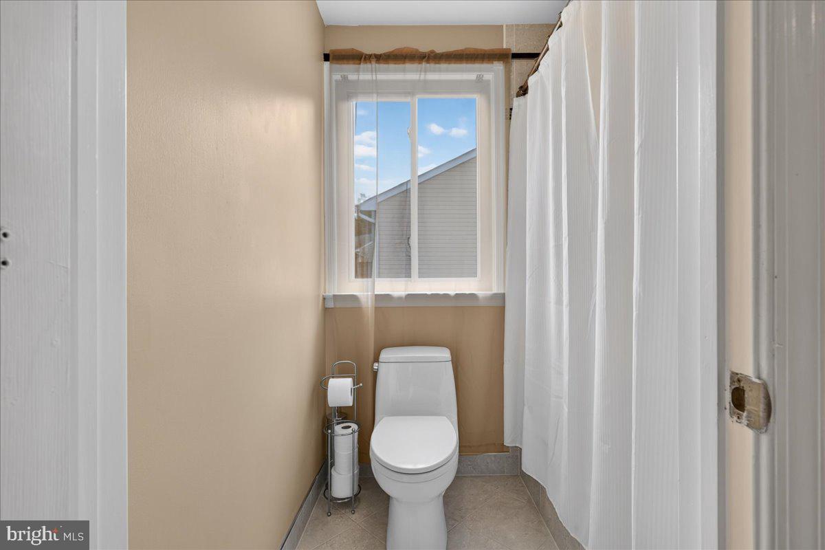 TREELINE ESTS - Residential