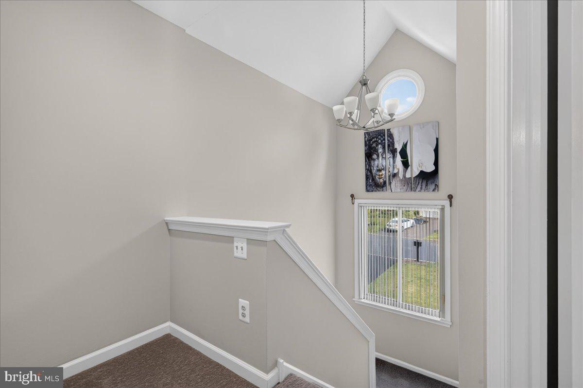 TREELINE ESTS - Residential