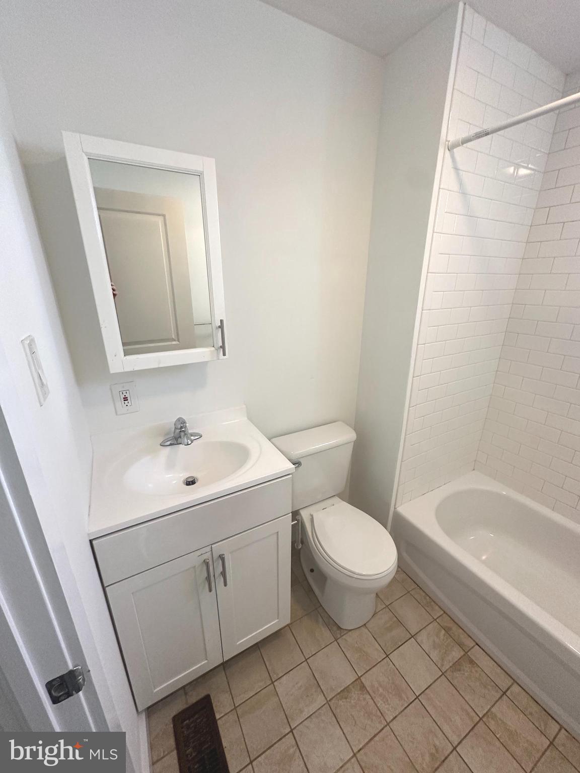 POINT BREEZE - Residential Lease