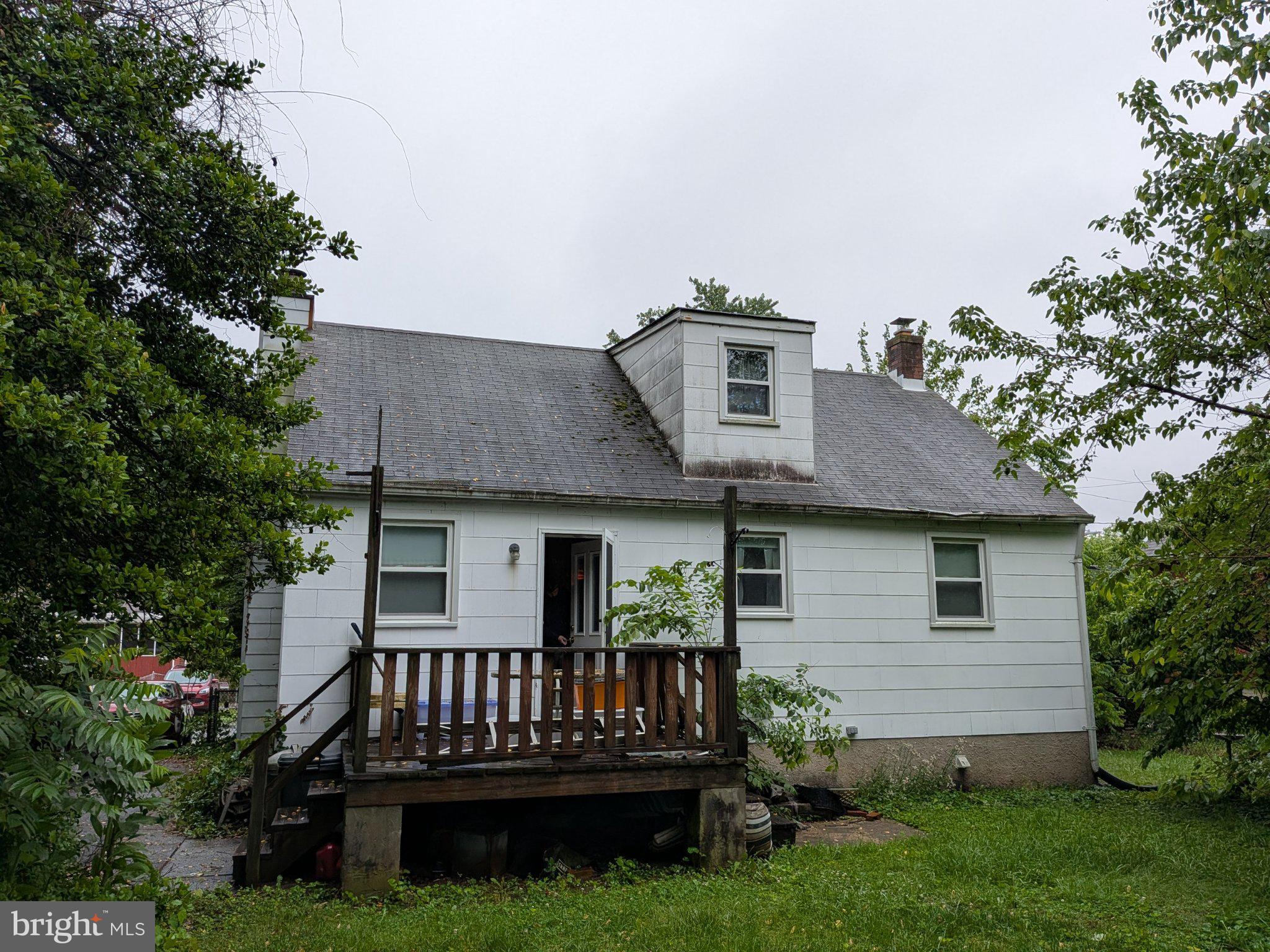 CATONSVILLE MANOR - Residential