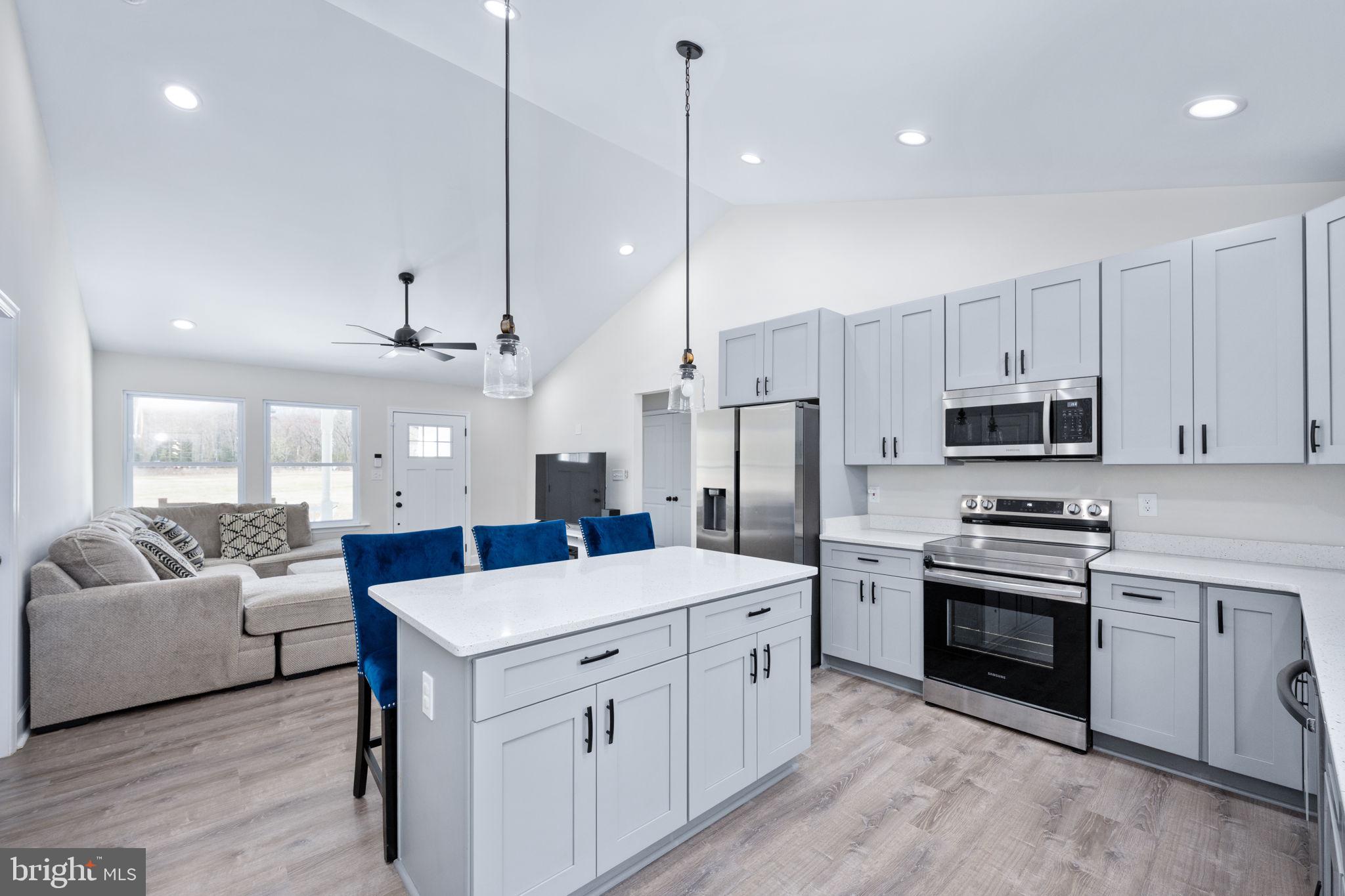 PLACID BAY ESTATES - Residential