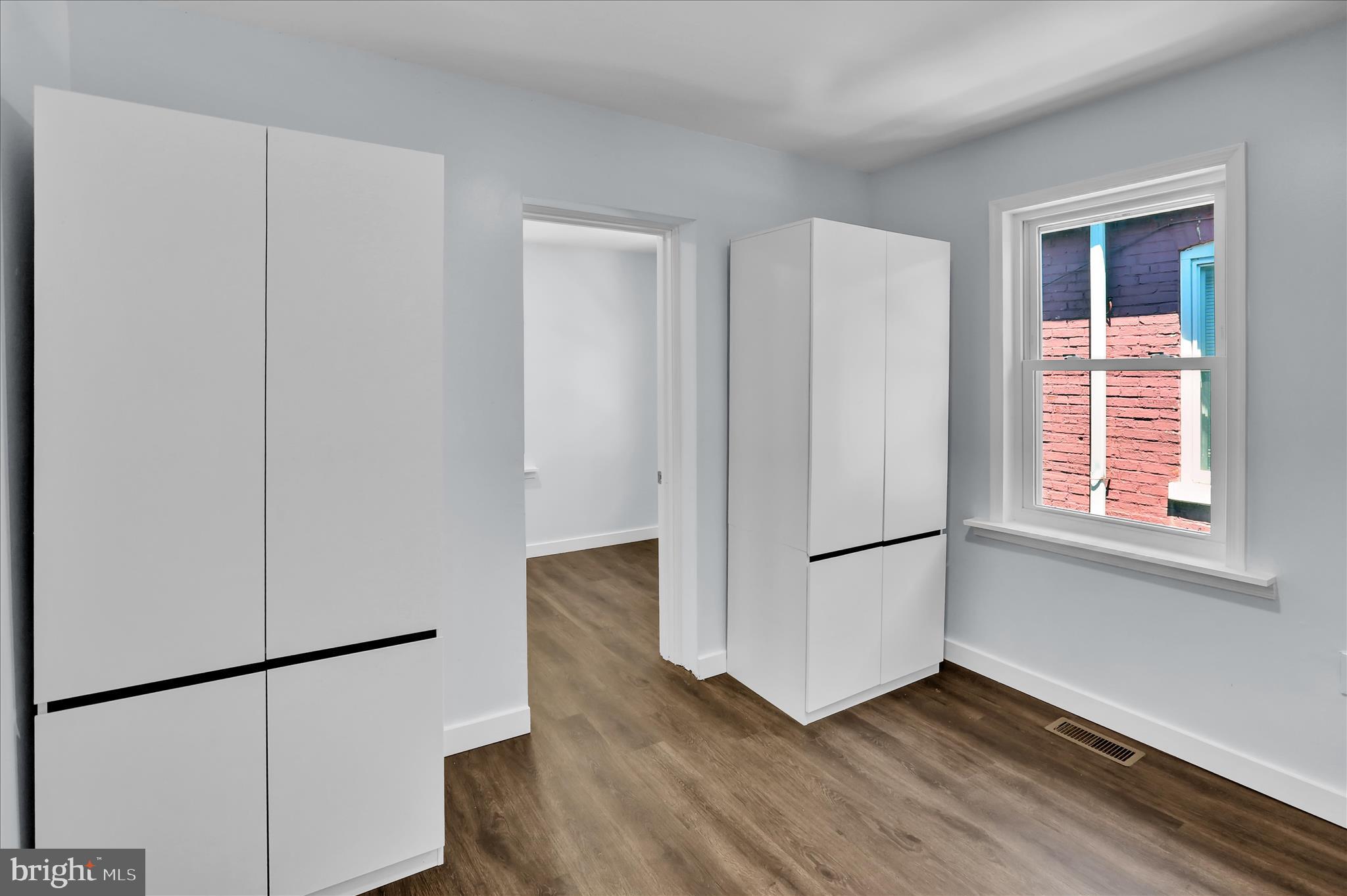 SOUTH WEST LANCASTER - Residential