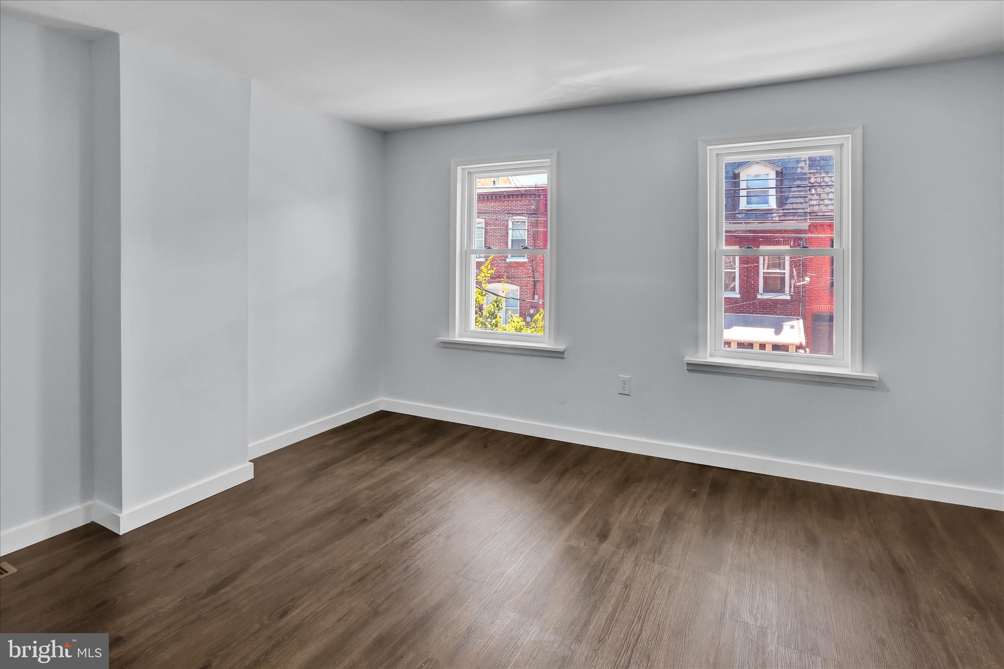 SOUTH WEST LANCASTER - Residential