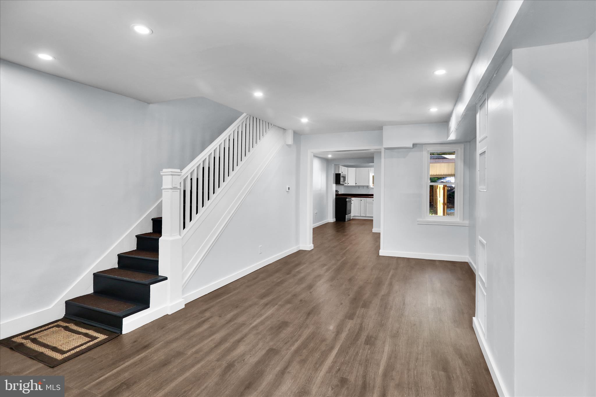 SOUTH WEST LANCASTER - Residential