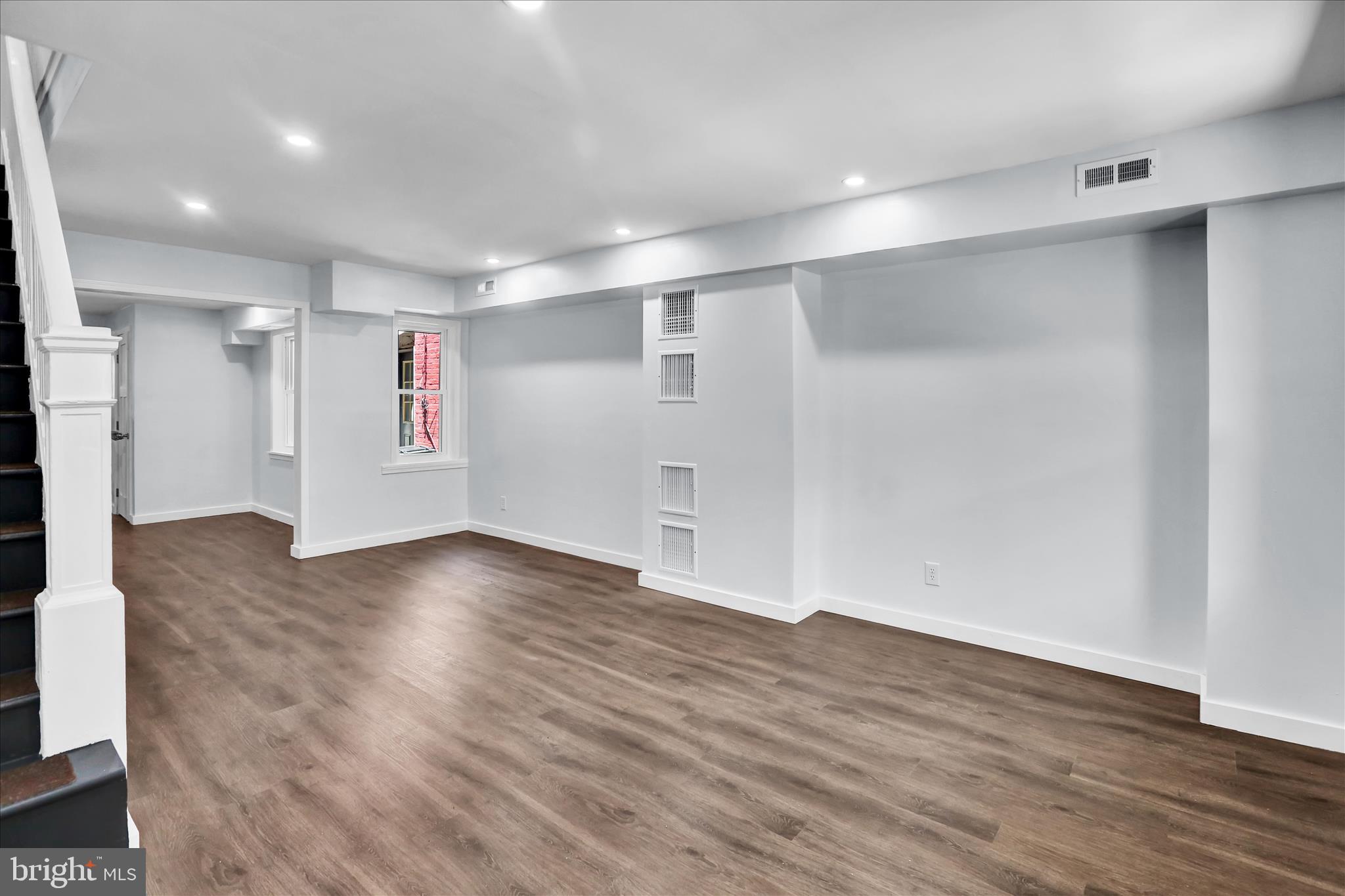 SOUTH WEST LANCASTER - Residential