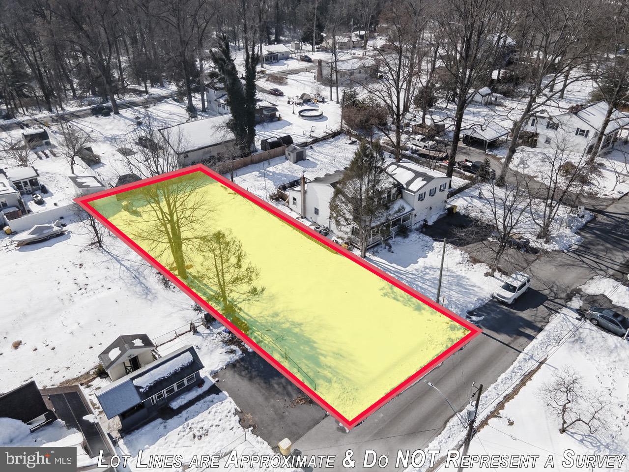 Presenting a great opportunity to own a parcel of land in the desirable Pasadena, Maryland area. Located at 1933 Arundel Road, this property offers excellent potential for building your custom residence or holding as a long-term investment. The lot is conveniently situated near major commuter routes, shopping centers, dining, parks, and waterfront amenities, providing both accessibility and lifestyle appeal. With its prime location and development possibilities, this property is ideal for buyers seeking to create a personalized home or investors looking to secure land in a steadily growing Anne Arundel County market.
WATERFRONT COMMUNITY