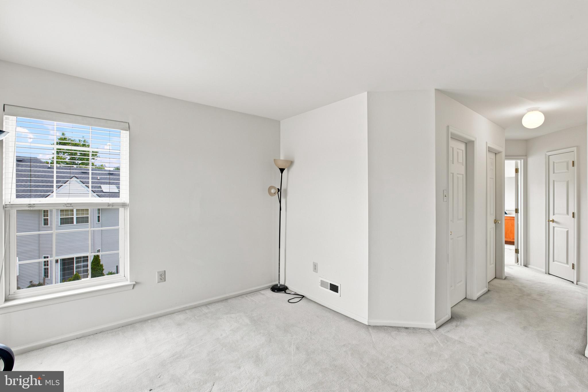 MONTGOMERY CROSSING - Residential