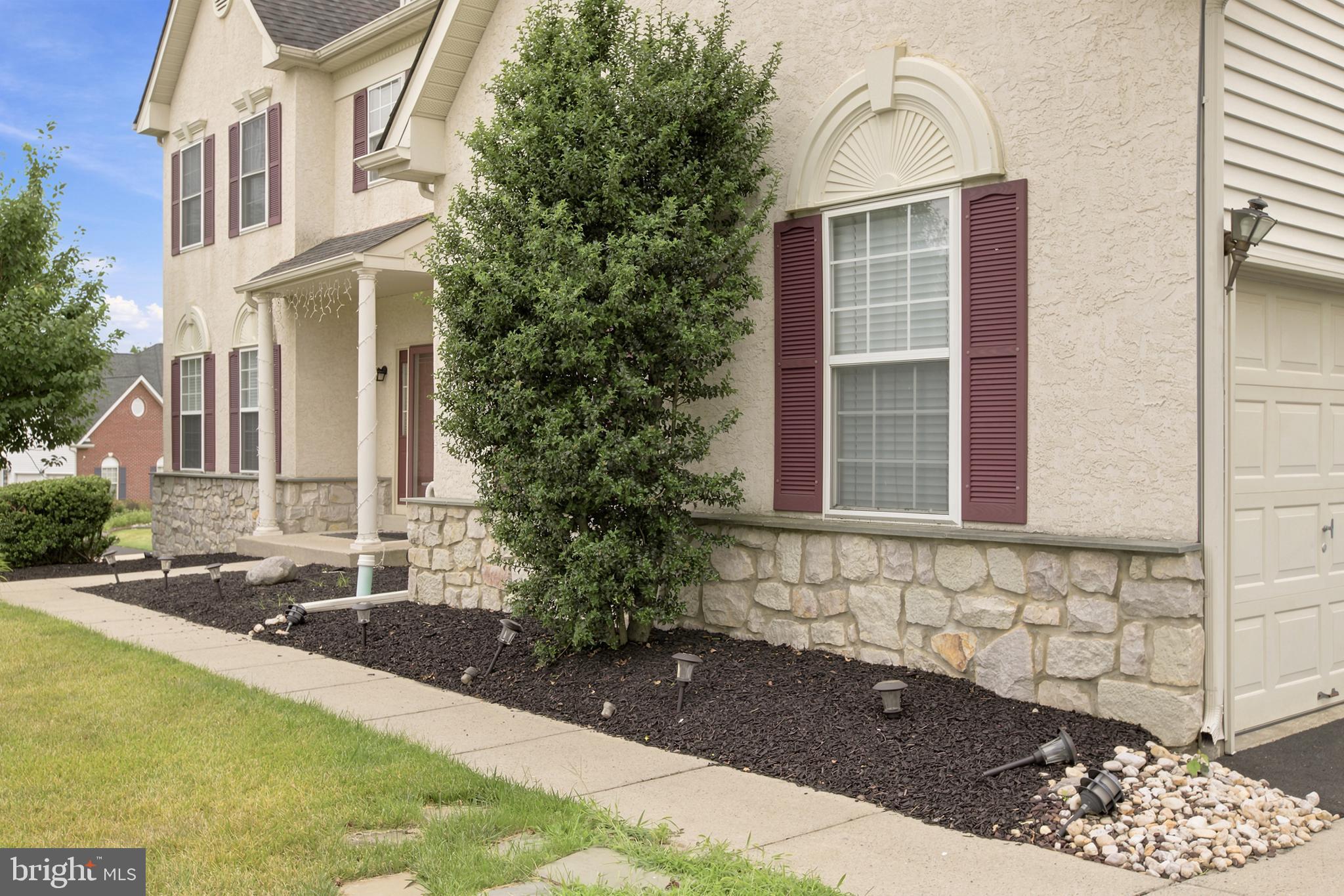 MONTGOMERY CROSSING - Residential