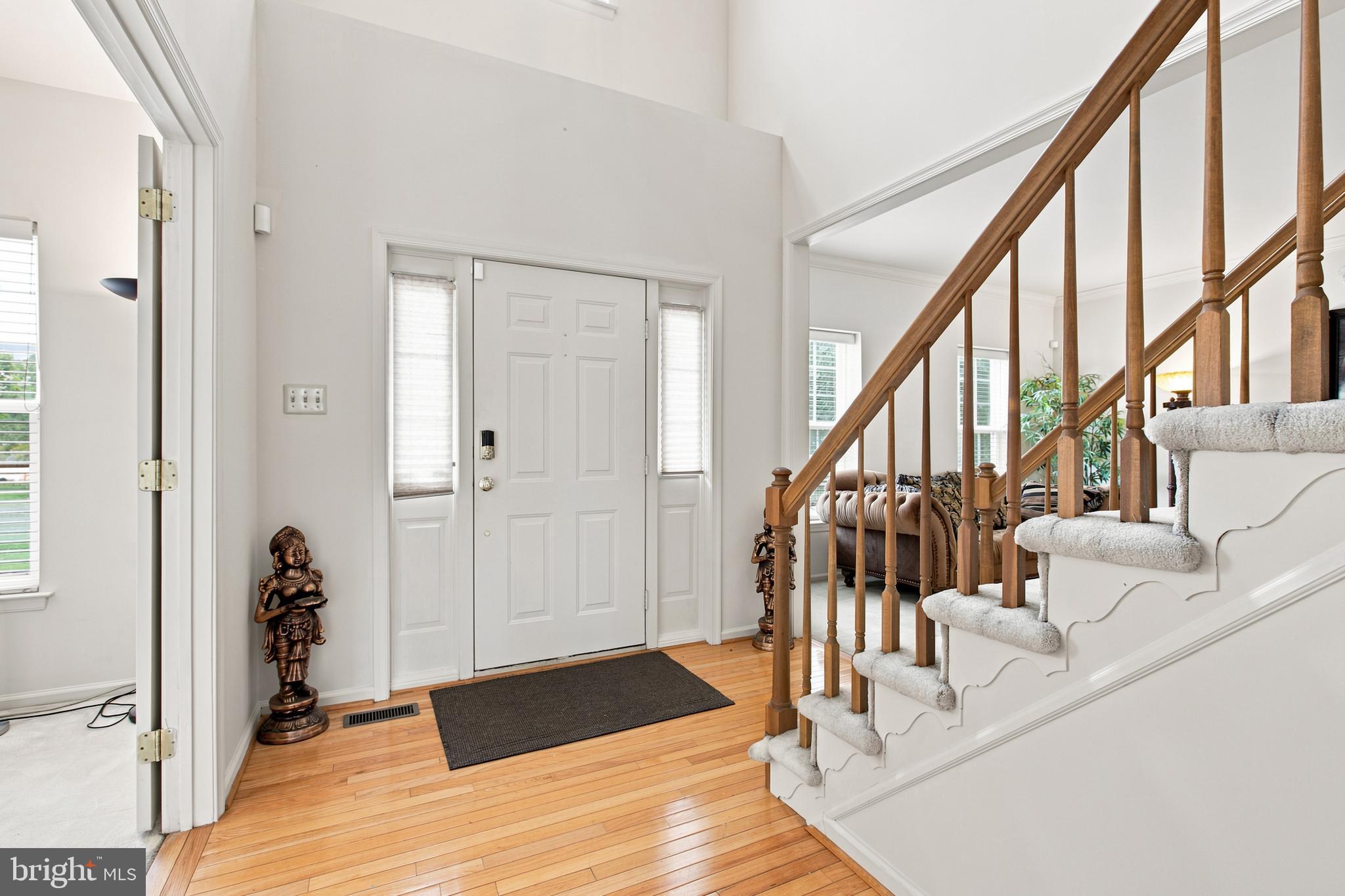 MONTGOMERY CROSSING - Residential