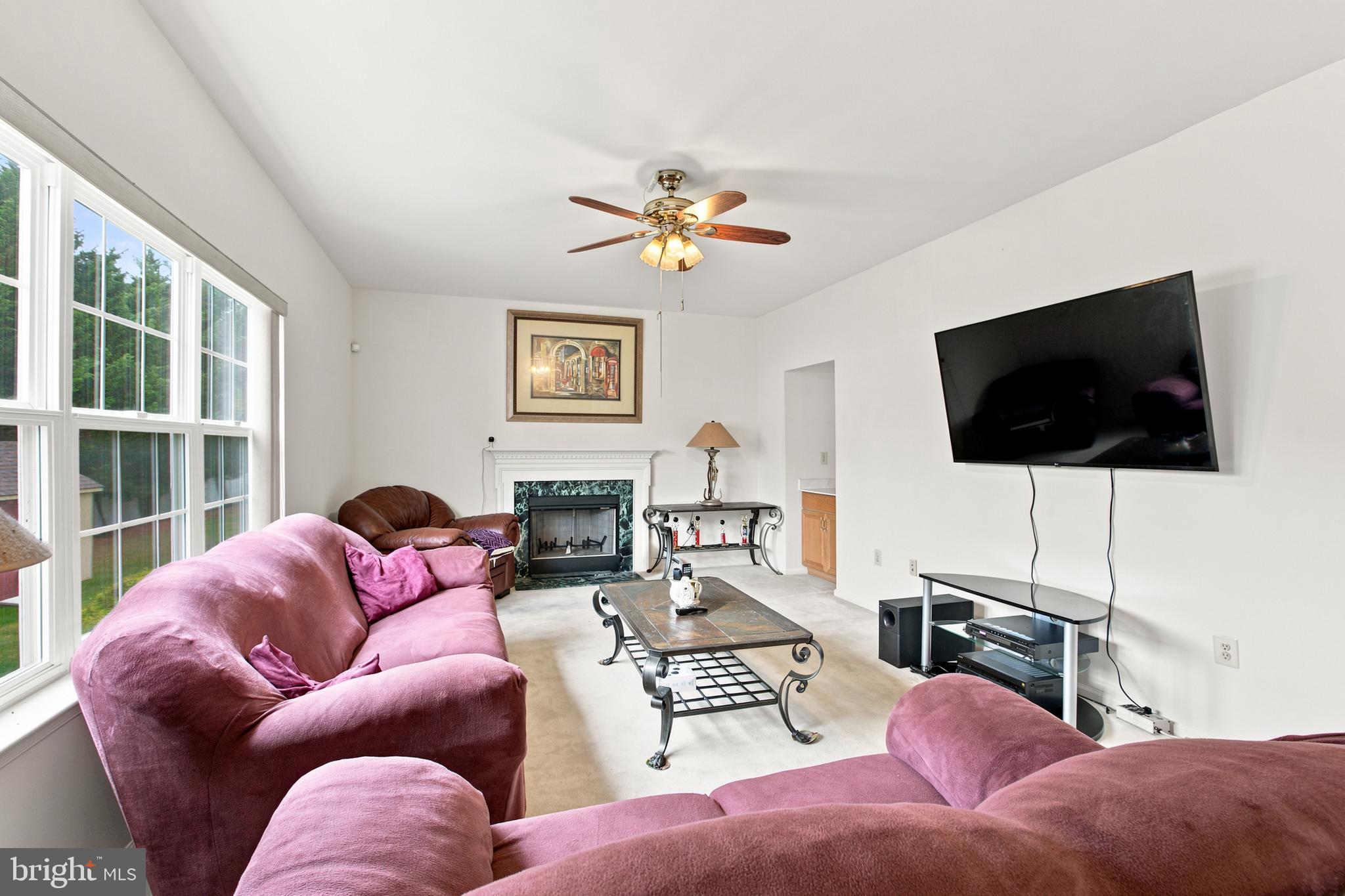 MONTGOMERY CROSSING - Residential