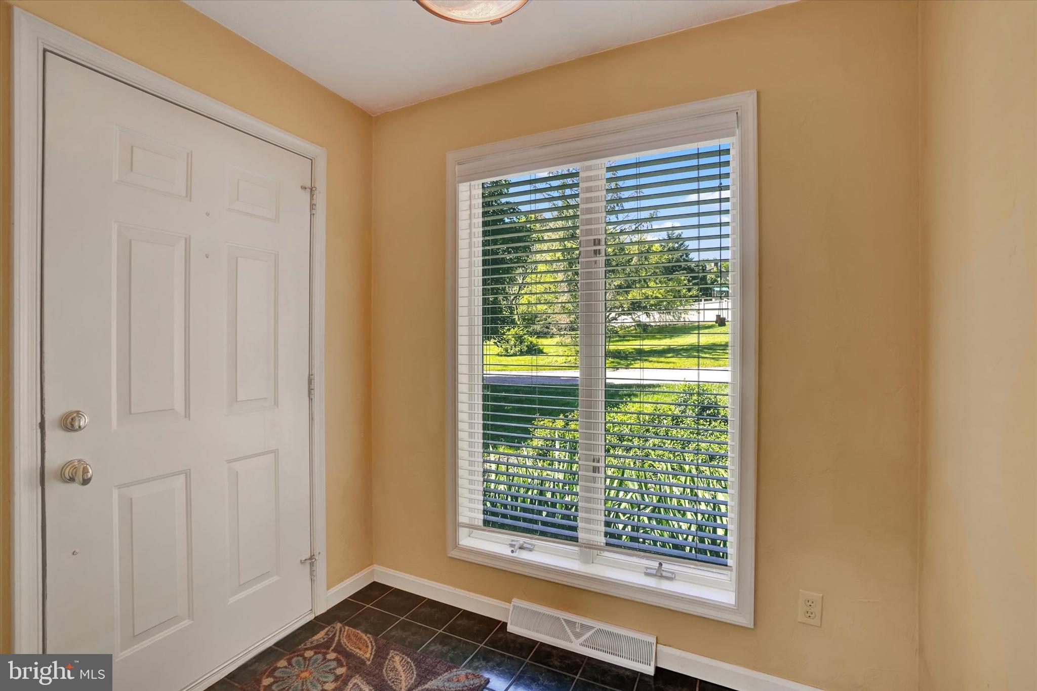 ARLINGTON PARK - Residential