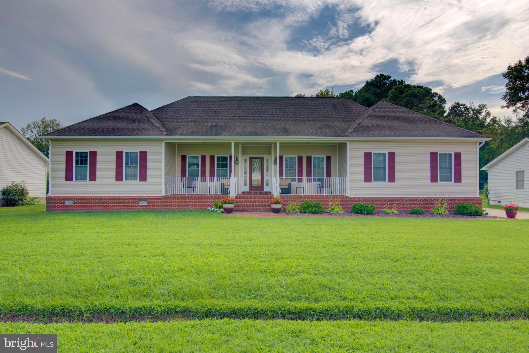 RIVERSIDE MEADOWS - Residential