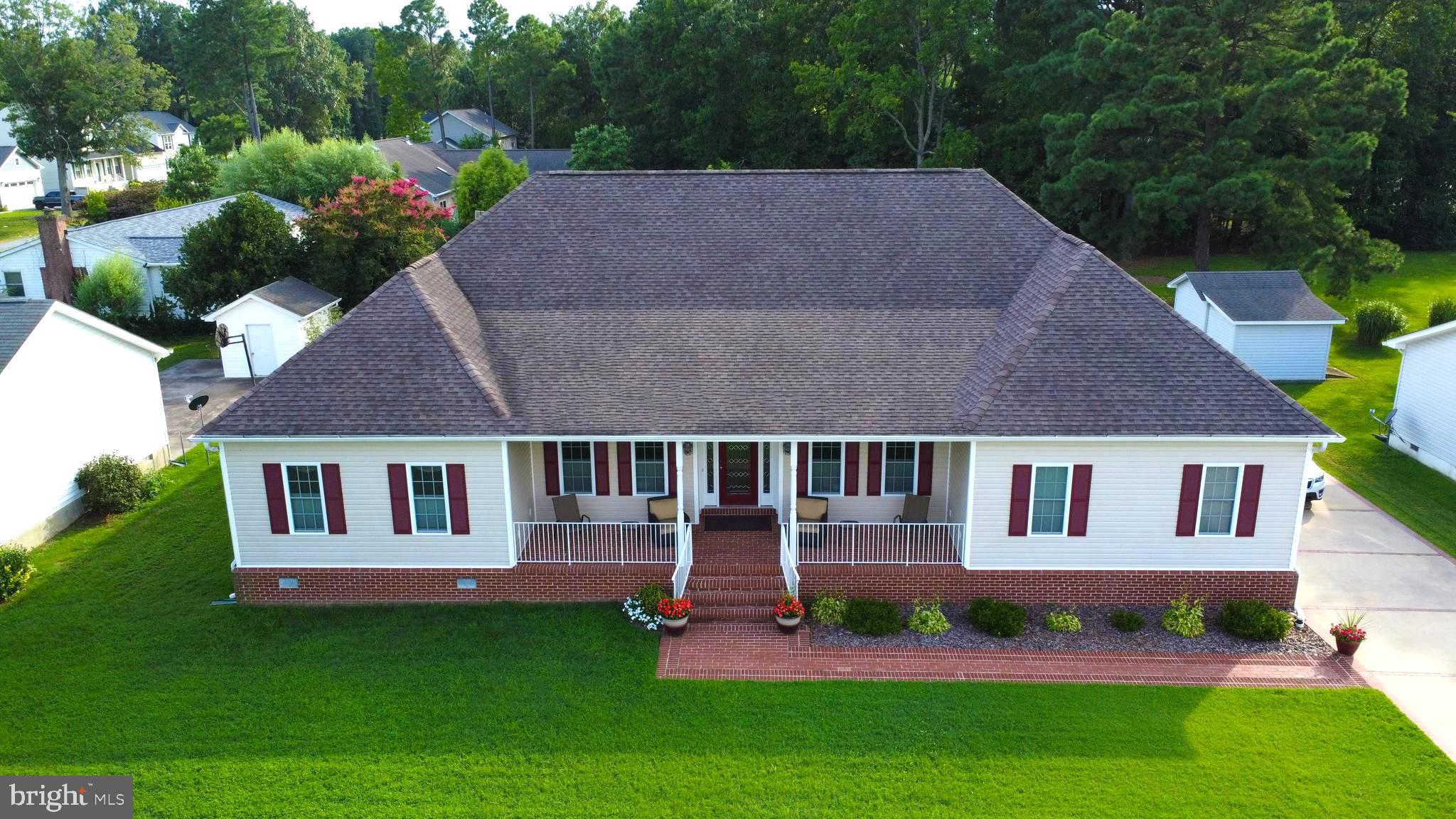 RIVERSIDE MEADOWS - Residential