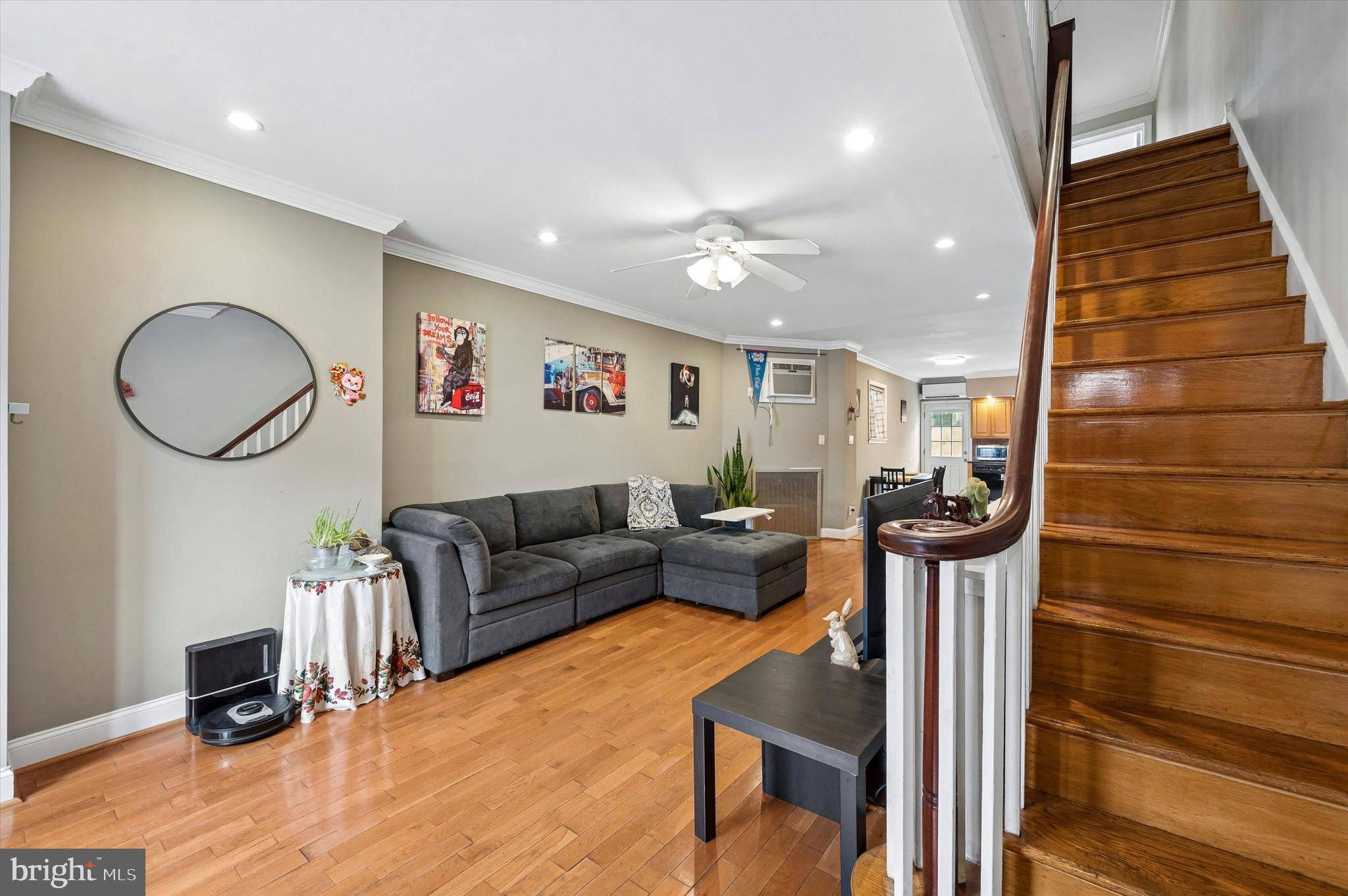 LOWER MOYAMENSING - Residential