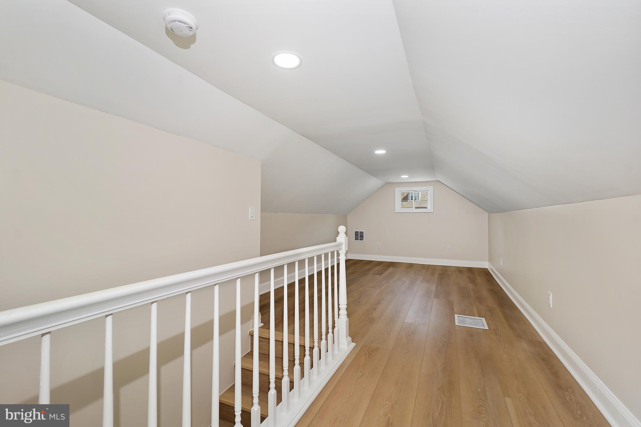 ROSEMONT - Residential