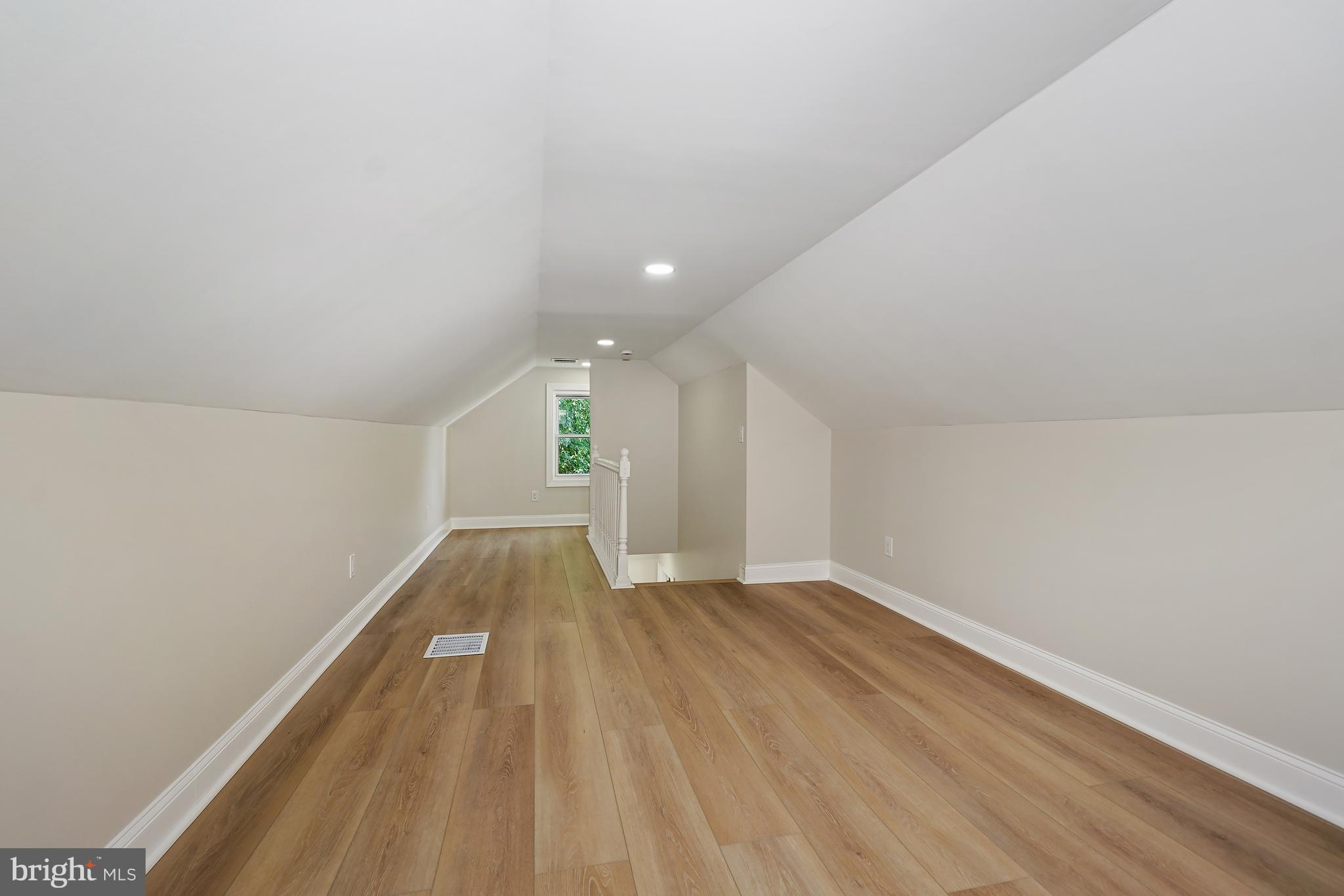 ROSEMONT - Residential