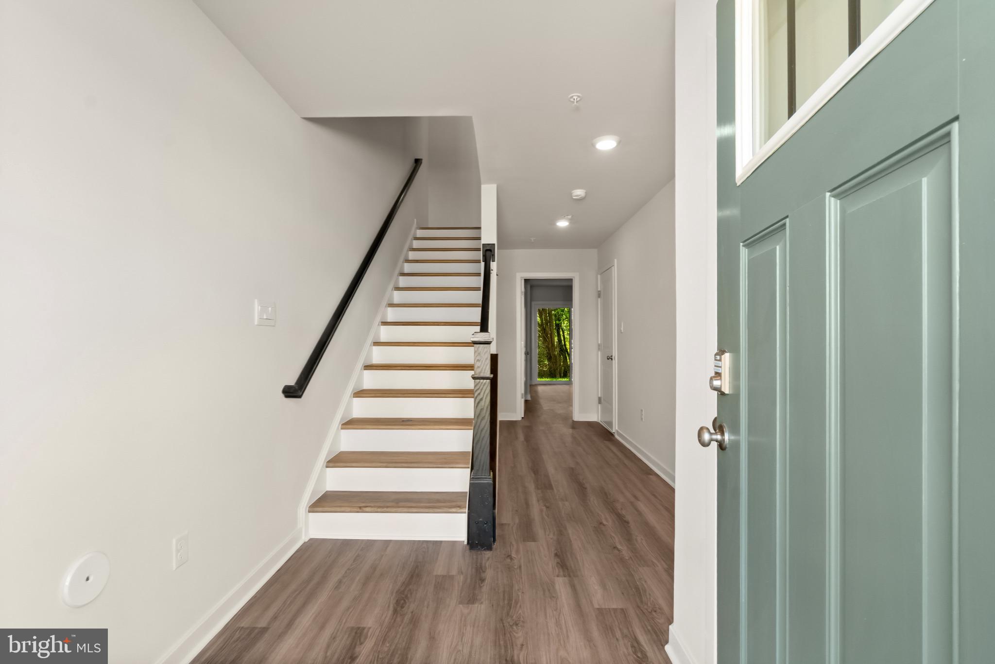 CALM RETREAT - Residential