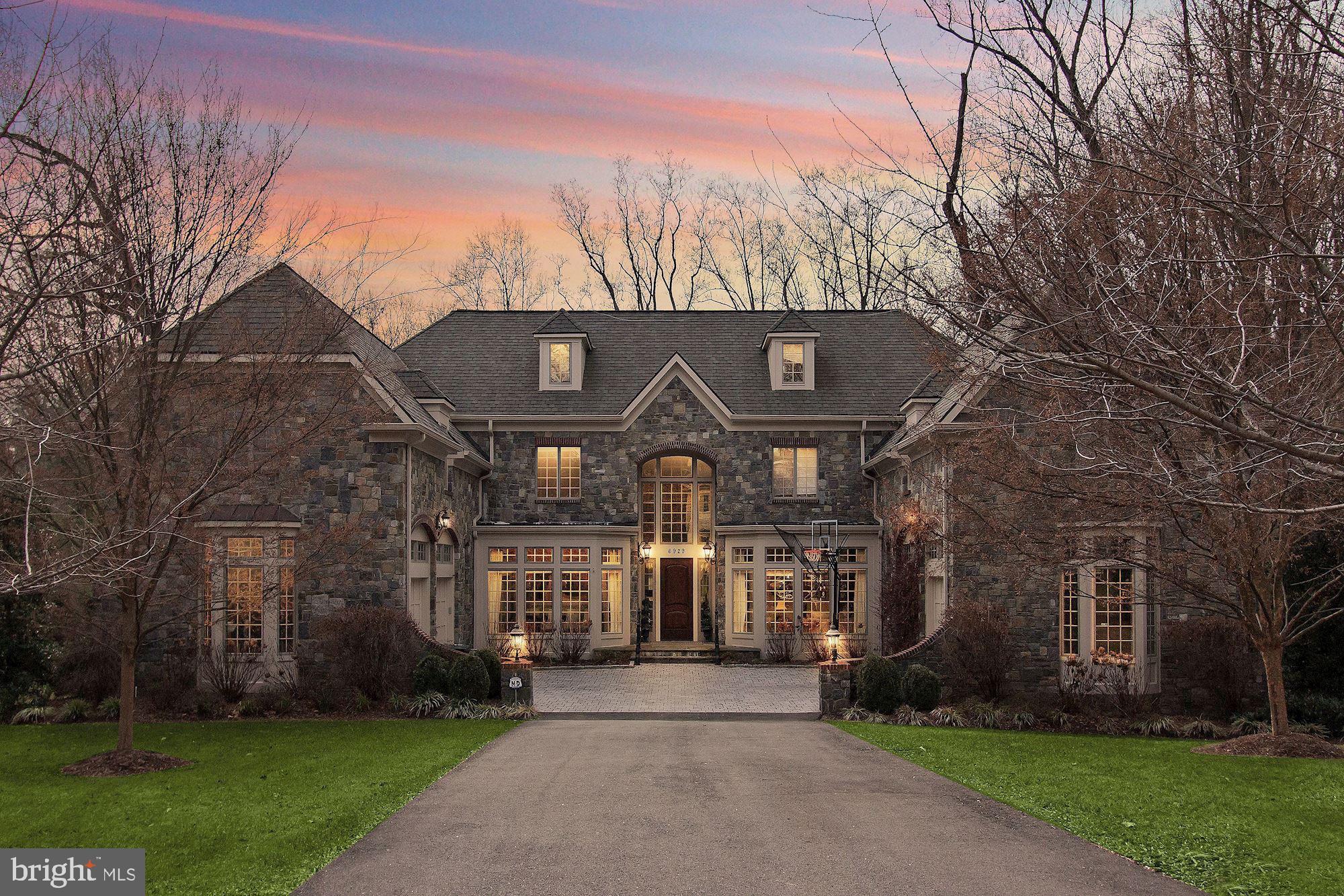 RIVER OAKS - Residential