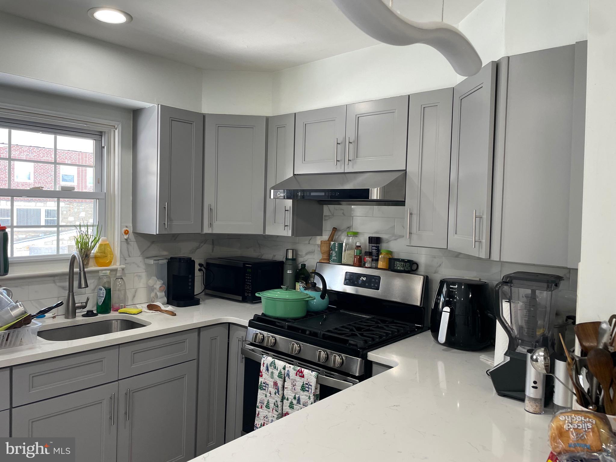 HOLME CIRCLE - Residential