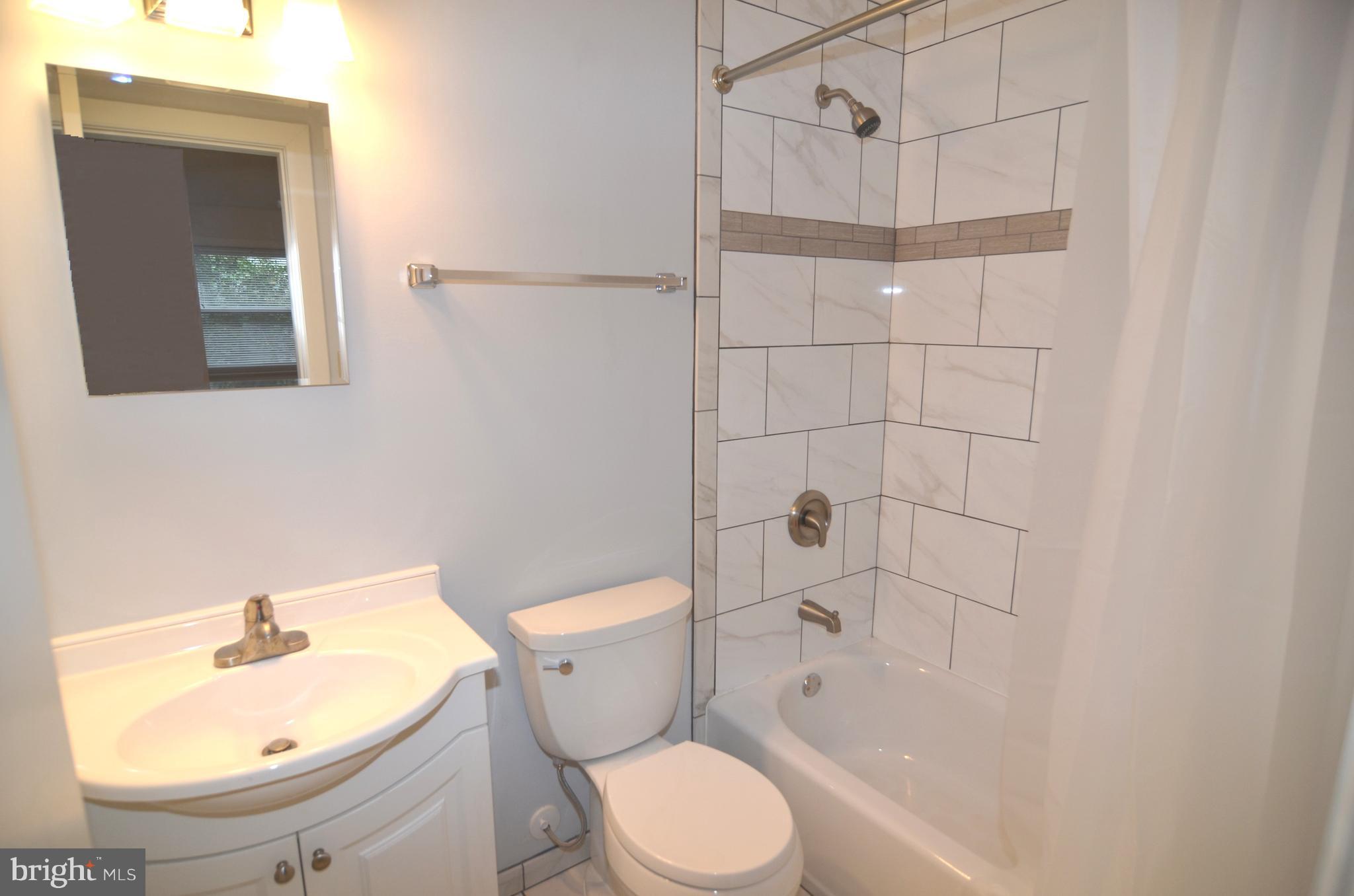 COVE POINT - Residential Lease