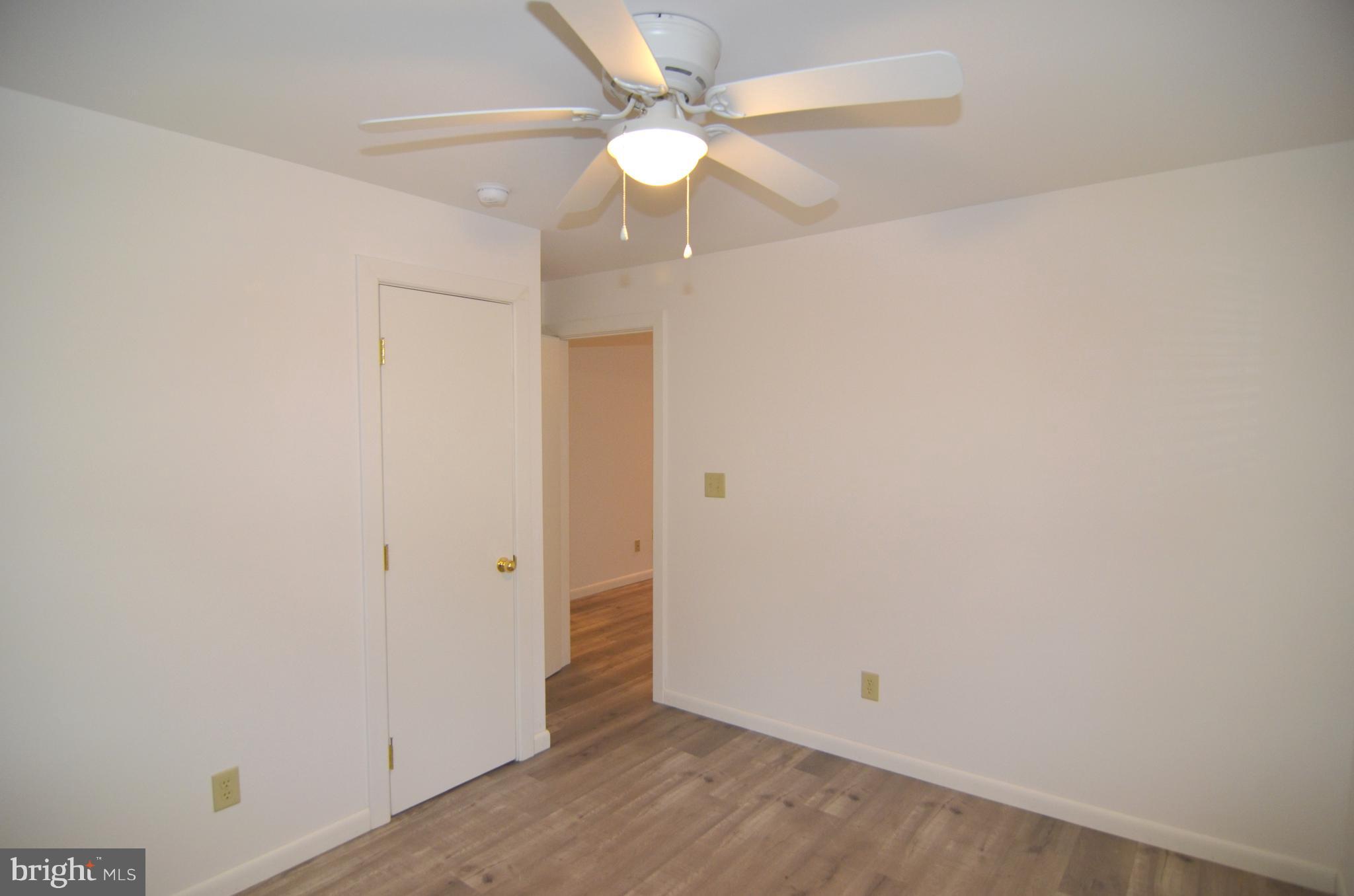 COVE POINT - Residential Lease