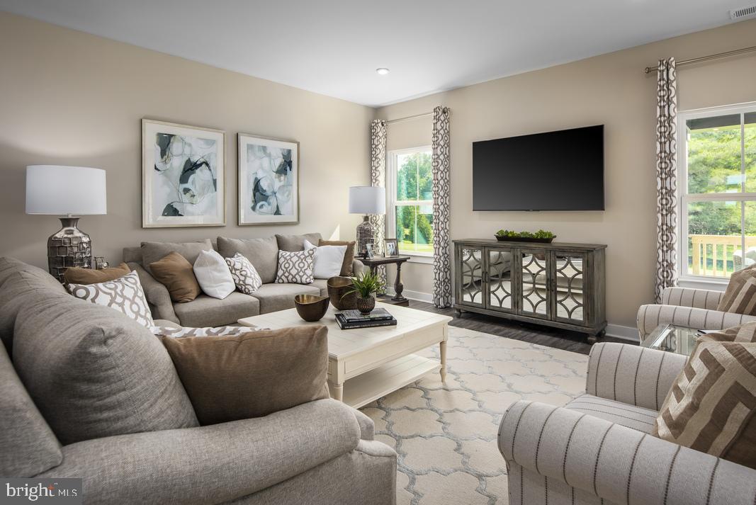 PERRY'S RETREAT - Residential