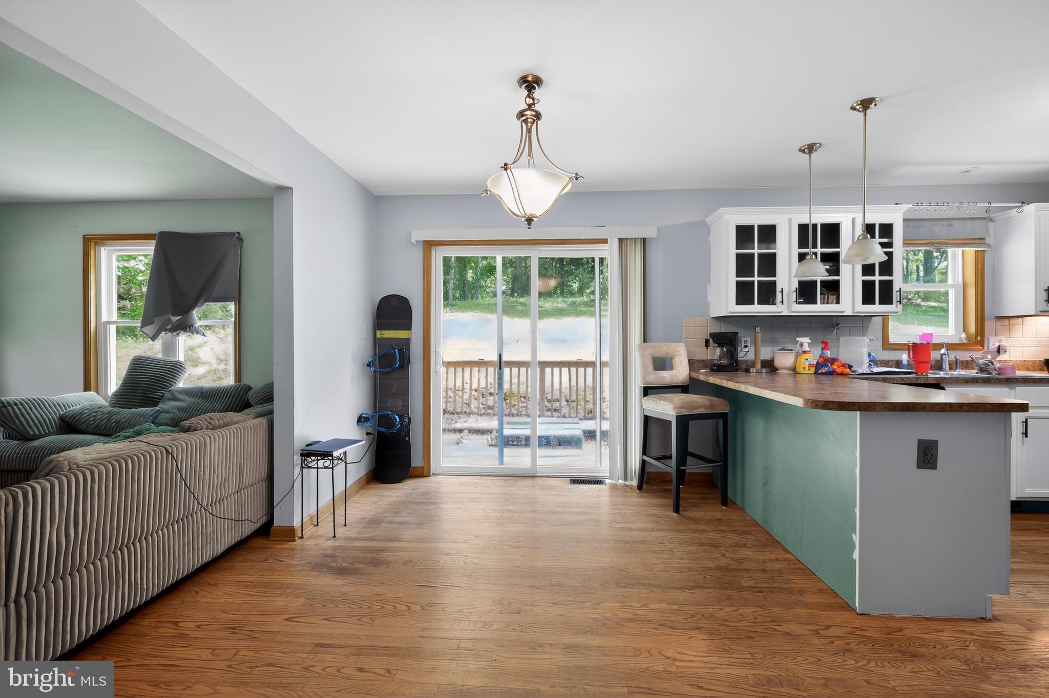 TWIN LAKE ESTATES - Residential