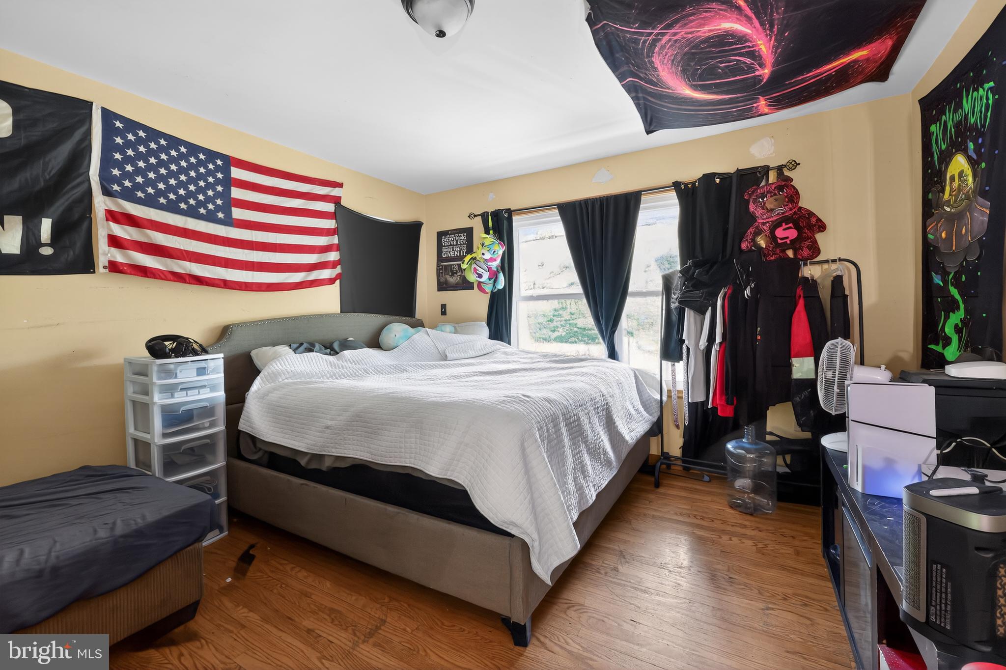 TWIN LAKE ESTATES - Residential