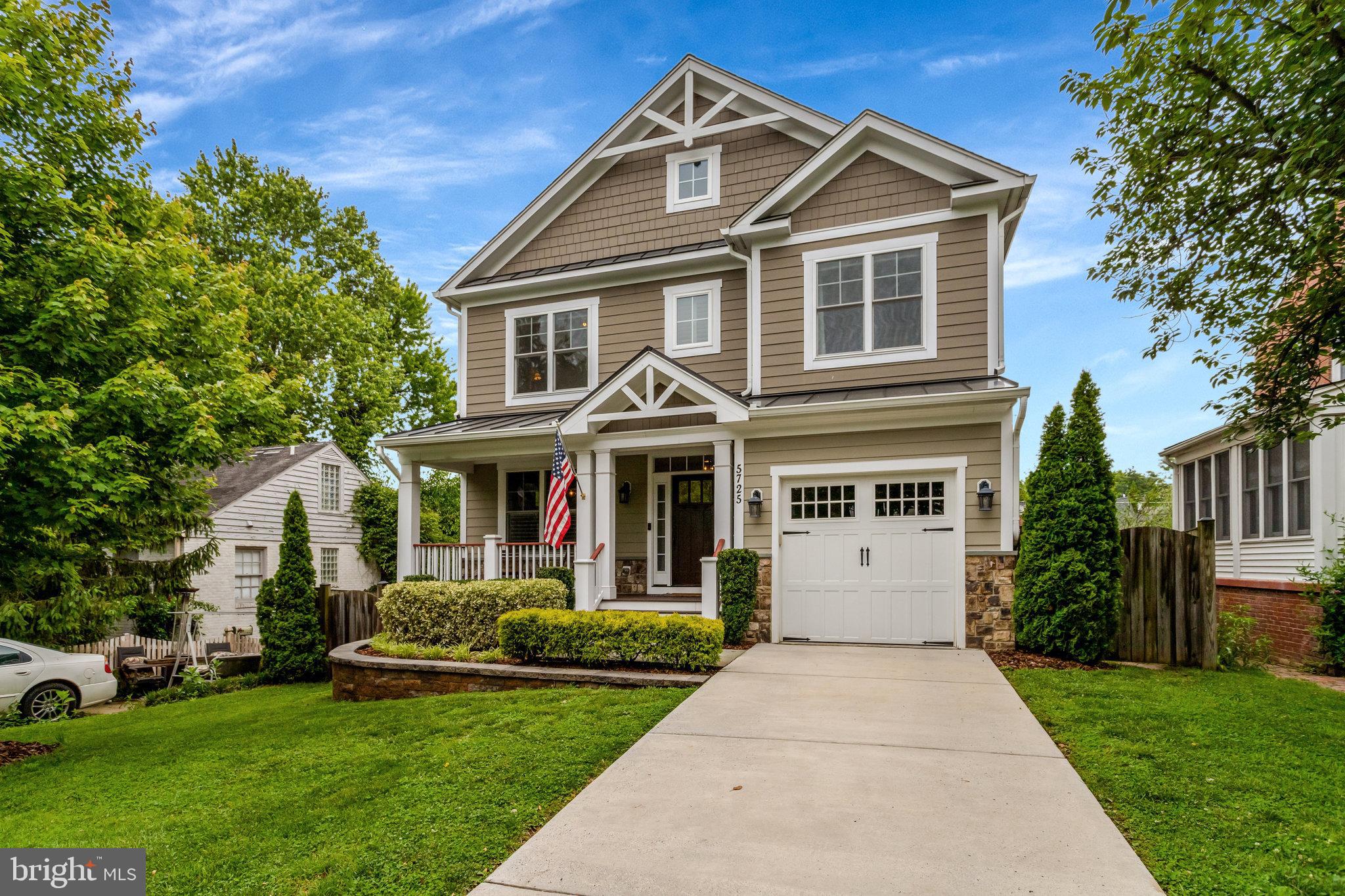 LEXINGTON VILLAGE - Residential