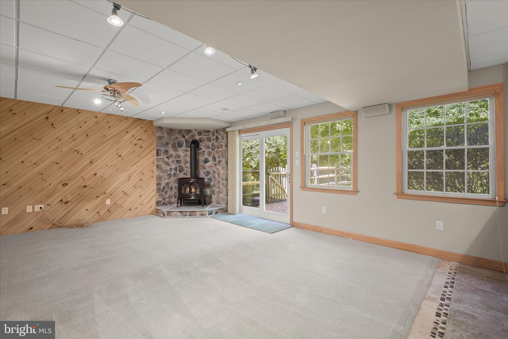 SPRINGDALE ESTATES - Residential