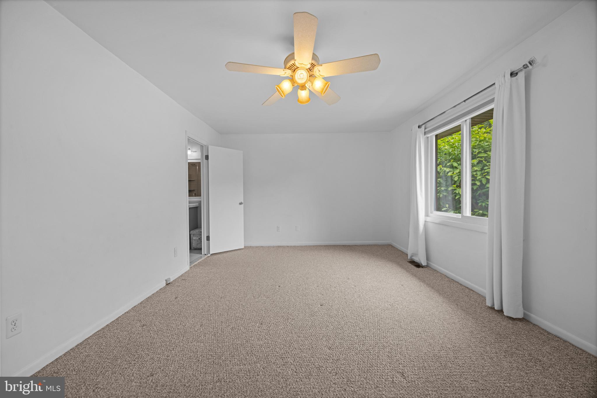 DONCASTER VILLAGE - Residential