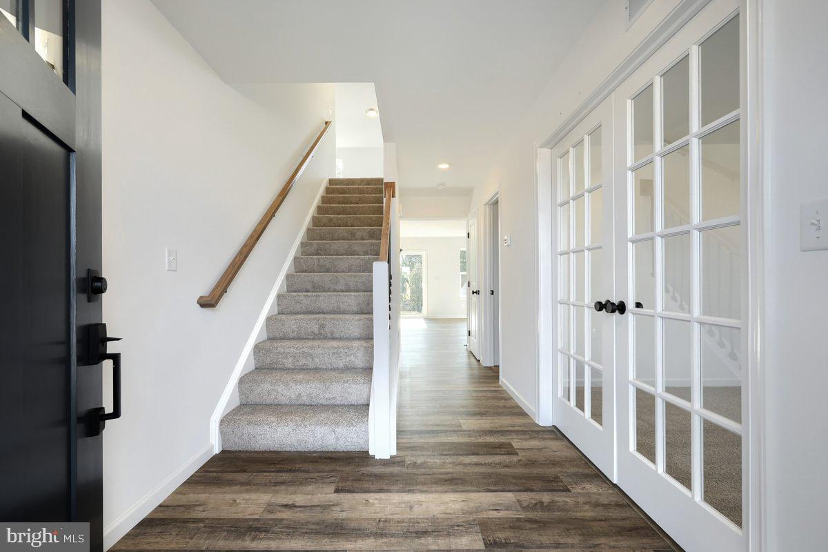 WOODLYNN PRESERVE - Residential