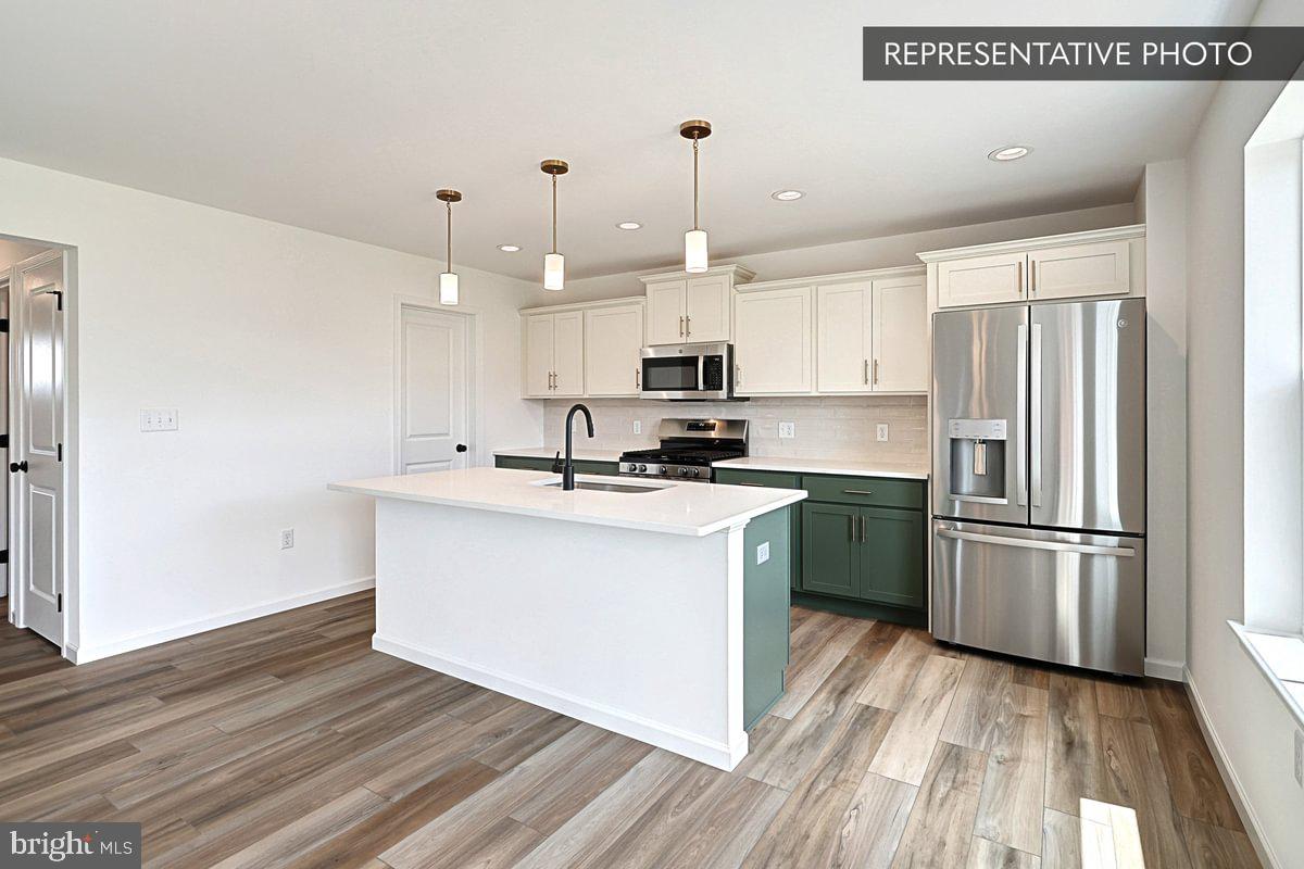 WOODLYNN PRESERVE - Residential