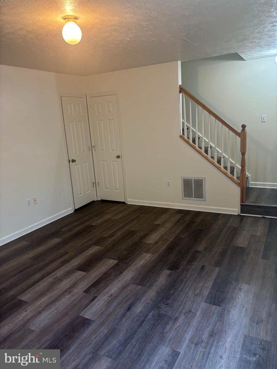 TABLER STATION MANOR - Residential