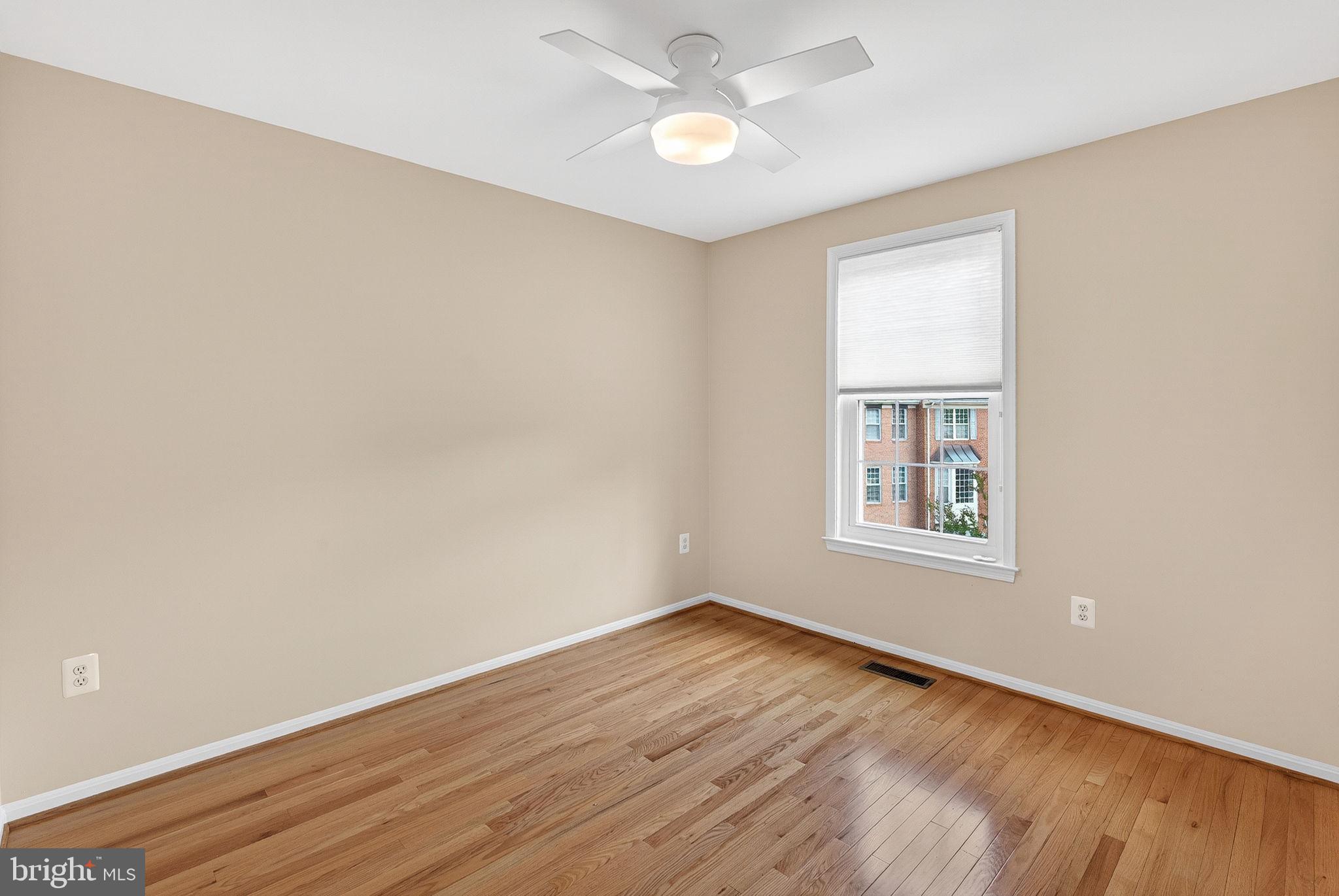 KINGSTOWNE - Residential