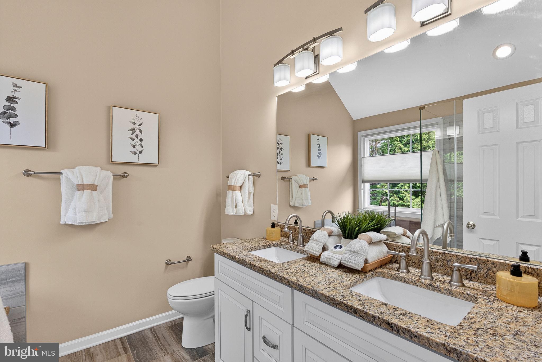 KINGSTOWNE - Residential