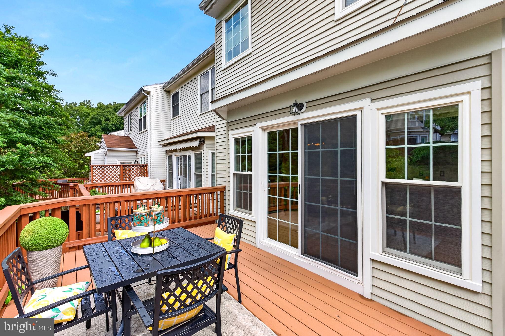KINGSTOWNE - Residential